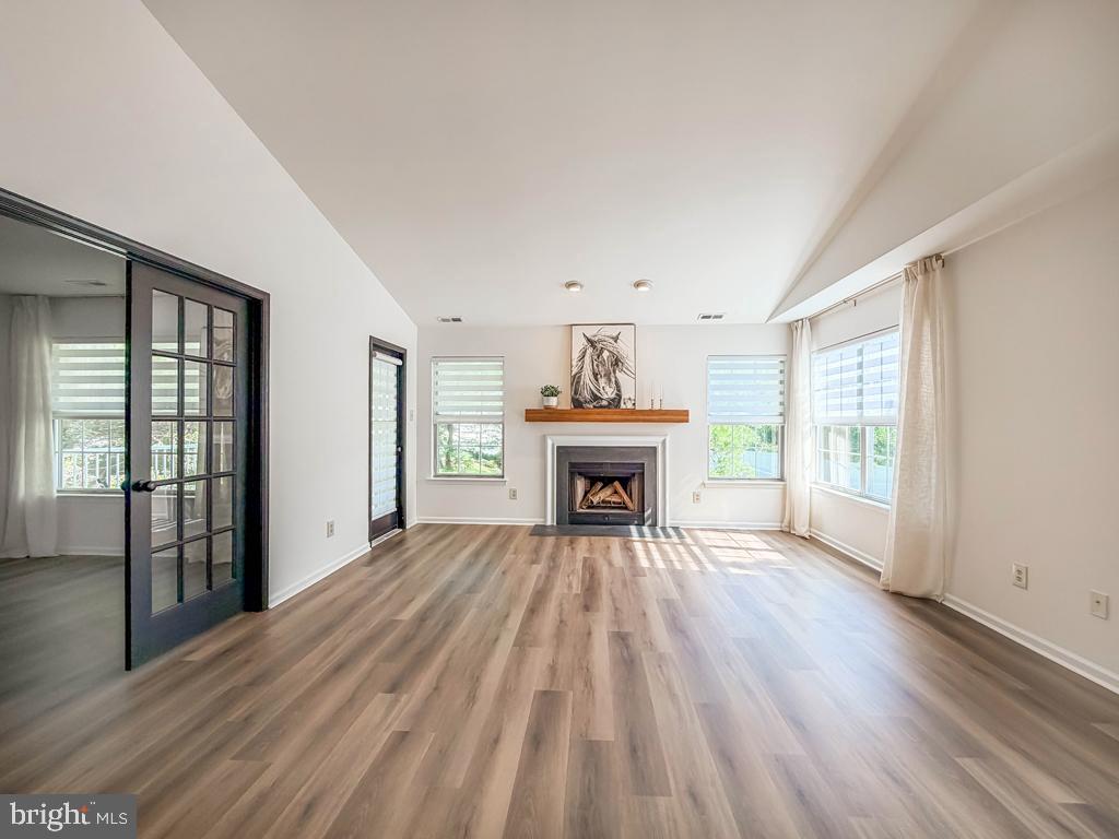 BROOKSTONE - Residential