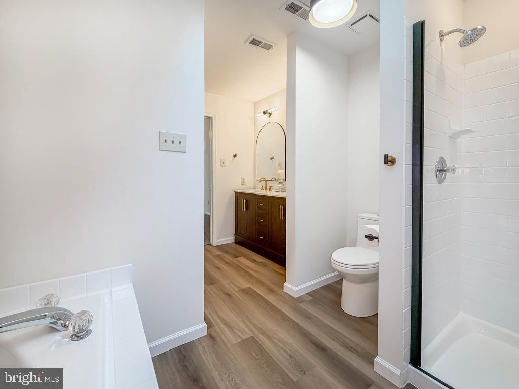 BROOKSTONE - Residential