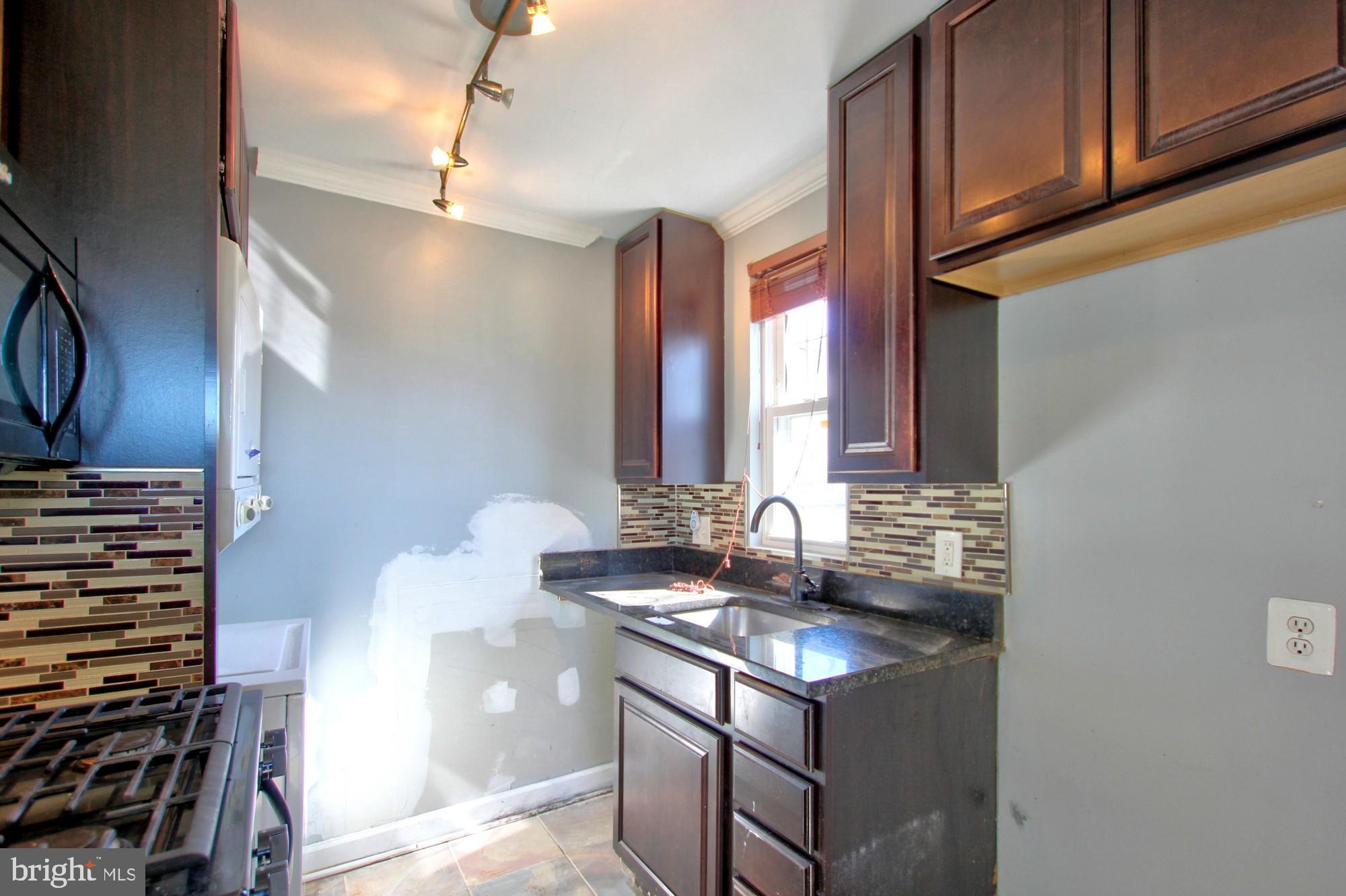HIGHLAND AT LANDOVER STATION - Residential