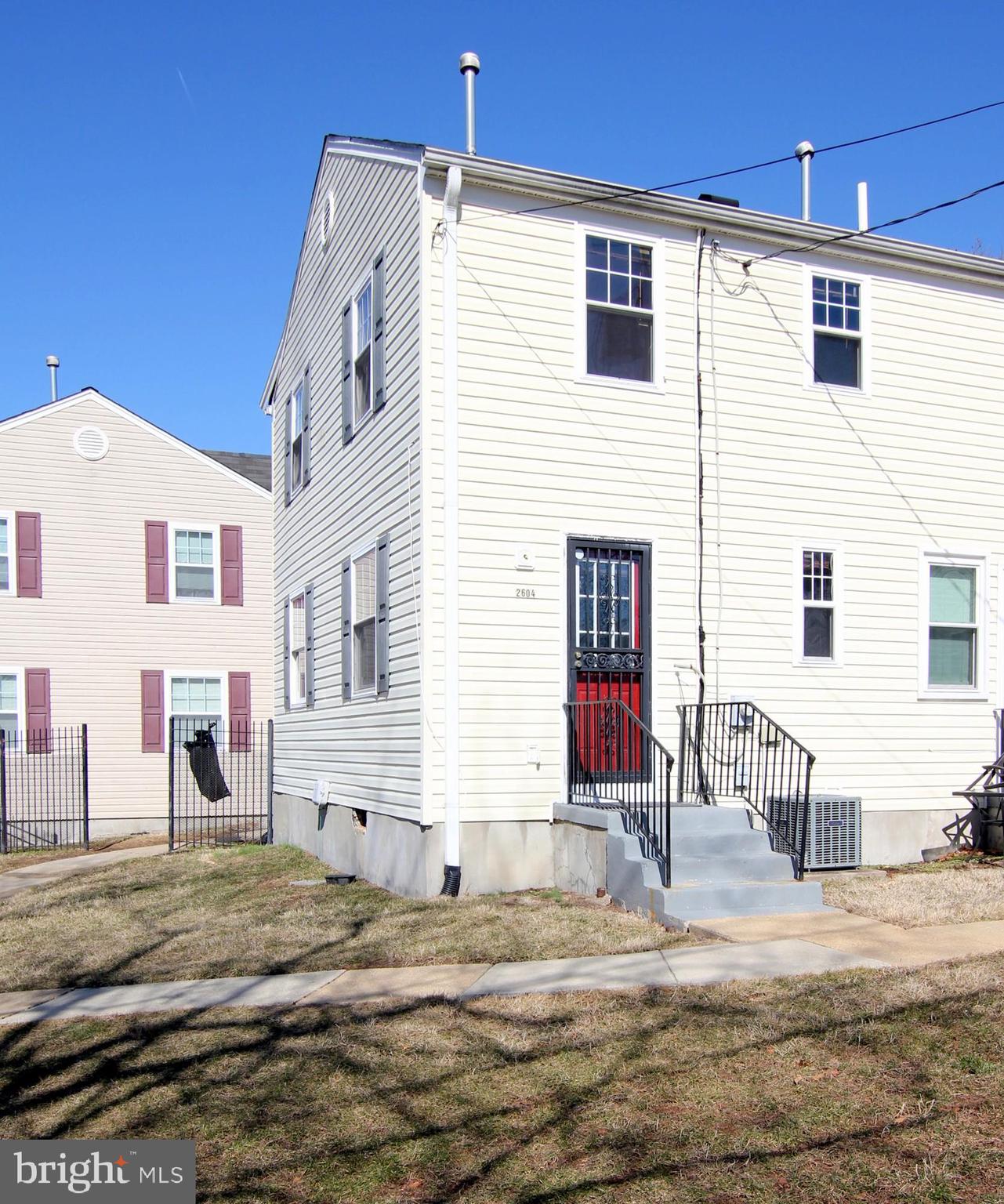 HIGHLAND AT LANDOVER STATION - Residential
