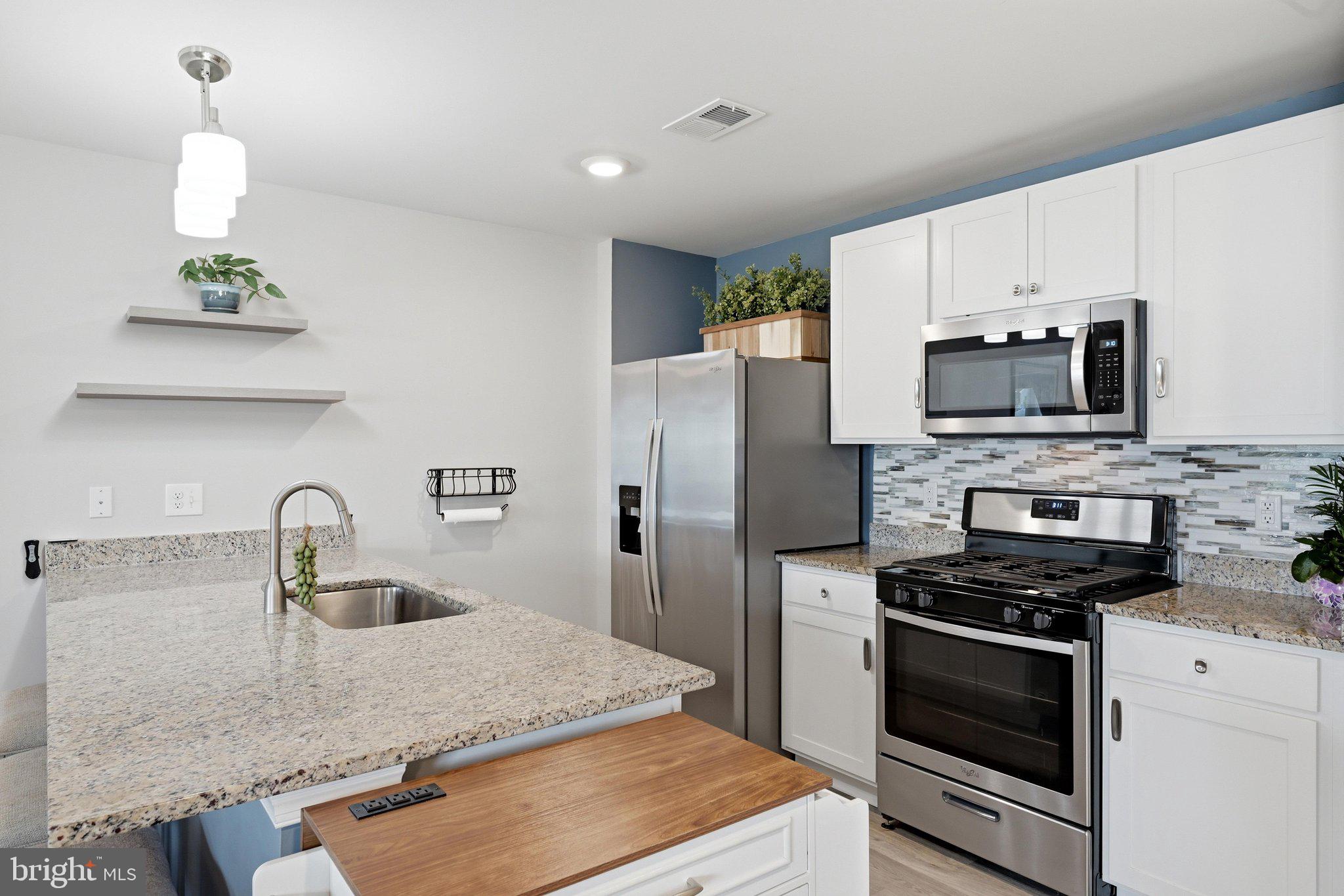 SHENANDOAH CROSSING - Residential