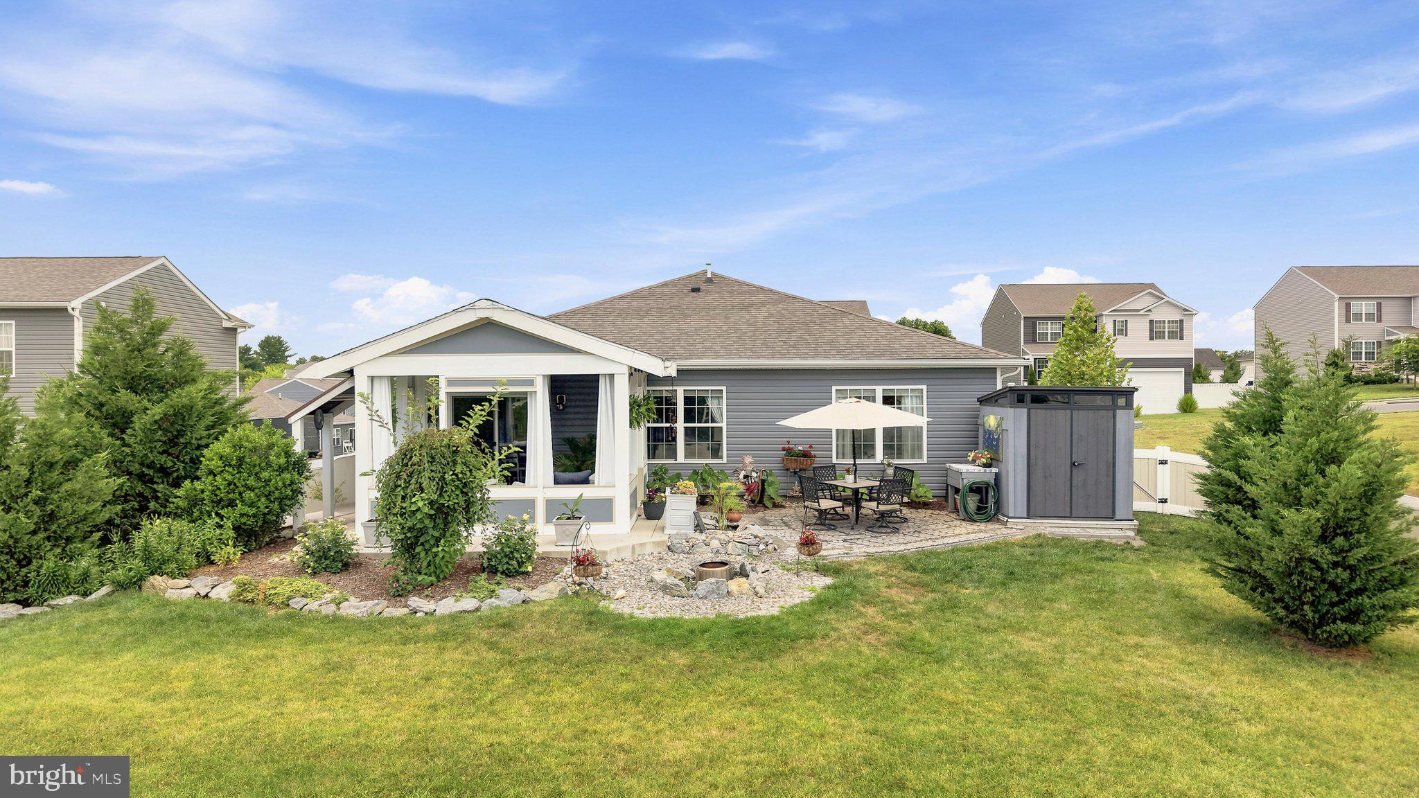 SHENANDOAH CROSSING - Residential