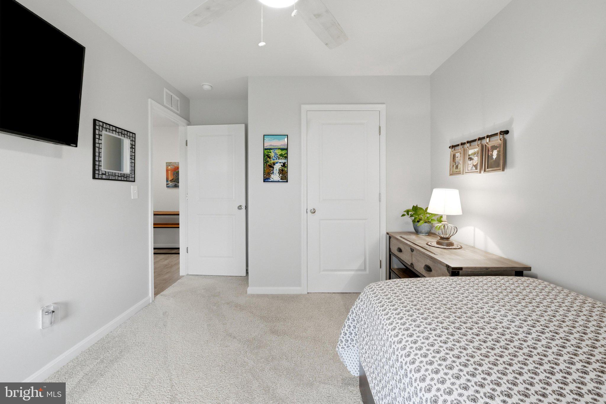 SHENANDOAH CROSSING - Residential