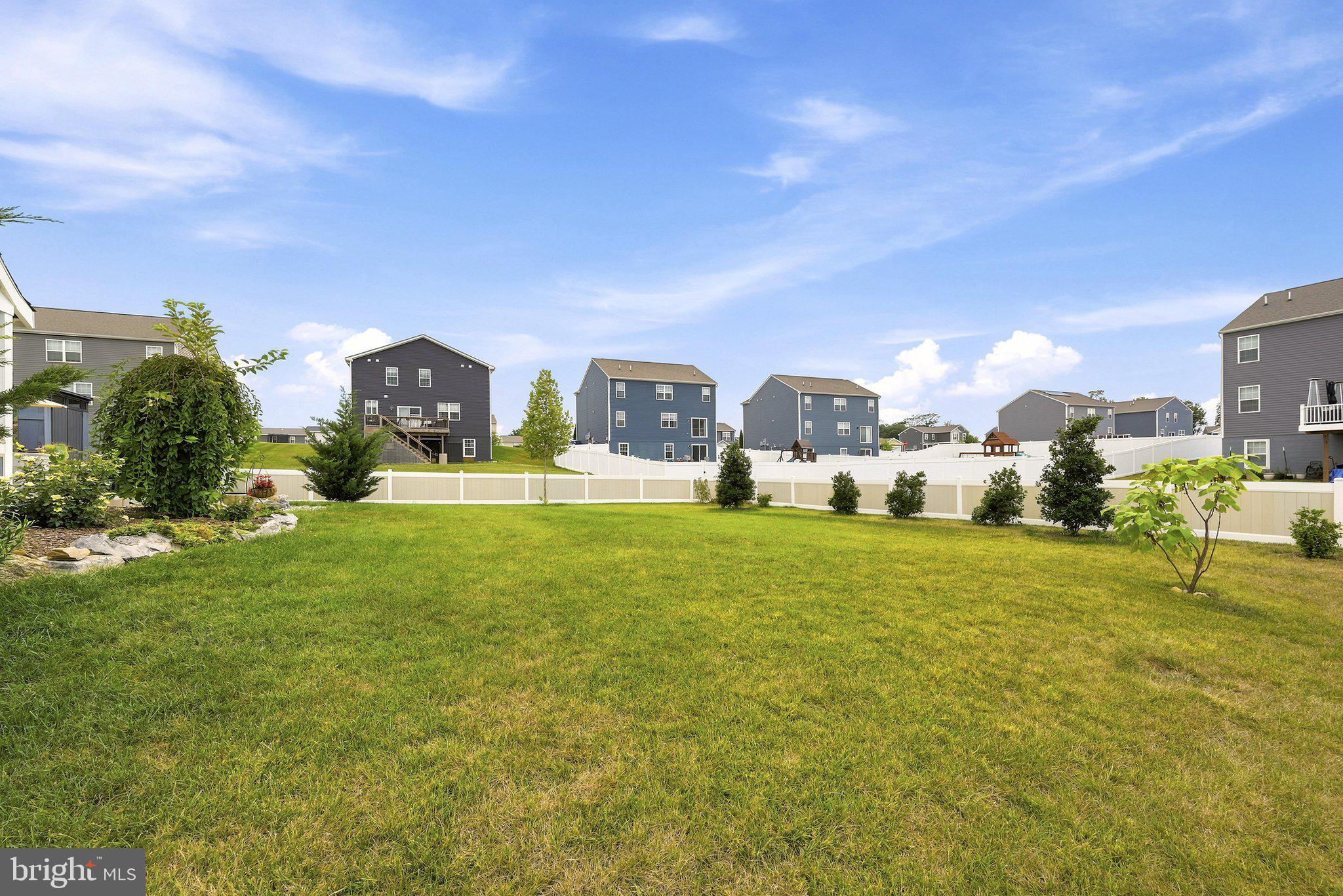 SHENANDOAH CROSSING - Residential