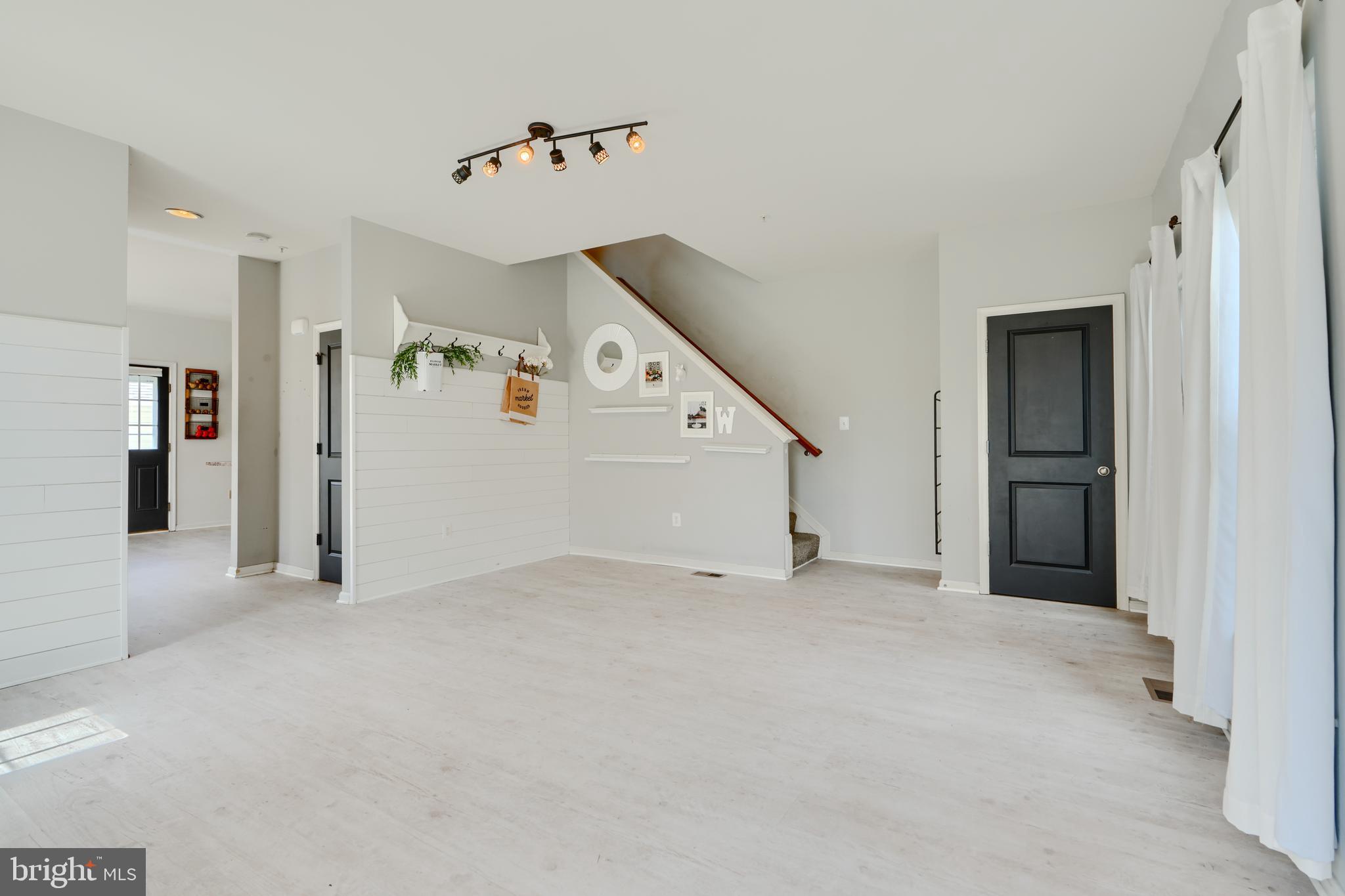 ESSEX - Residential