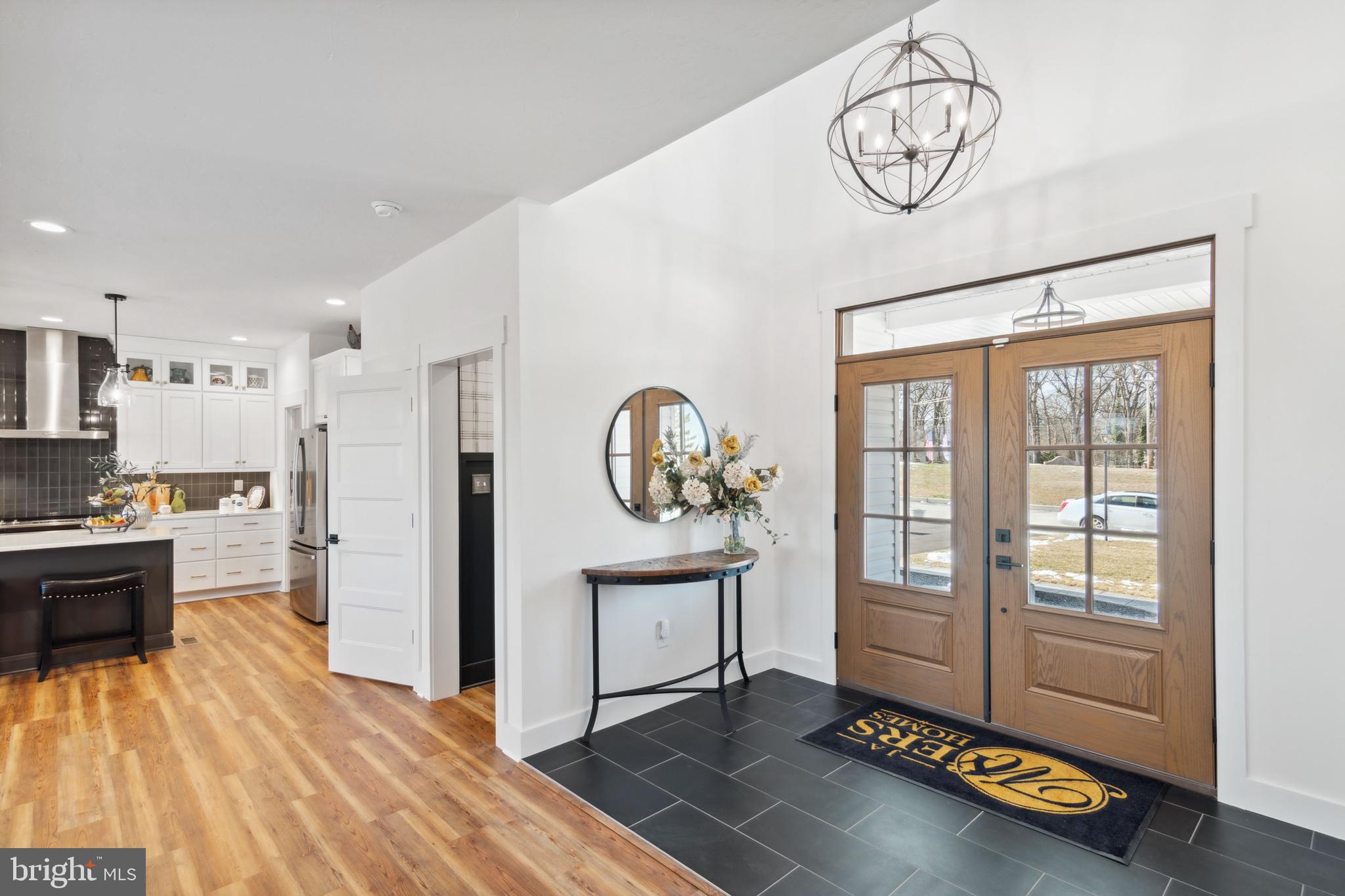 EAGLE ROCK - Residential