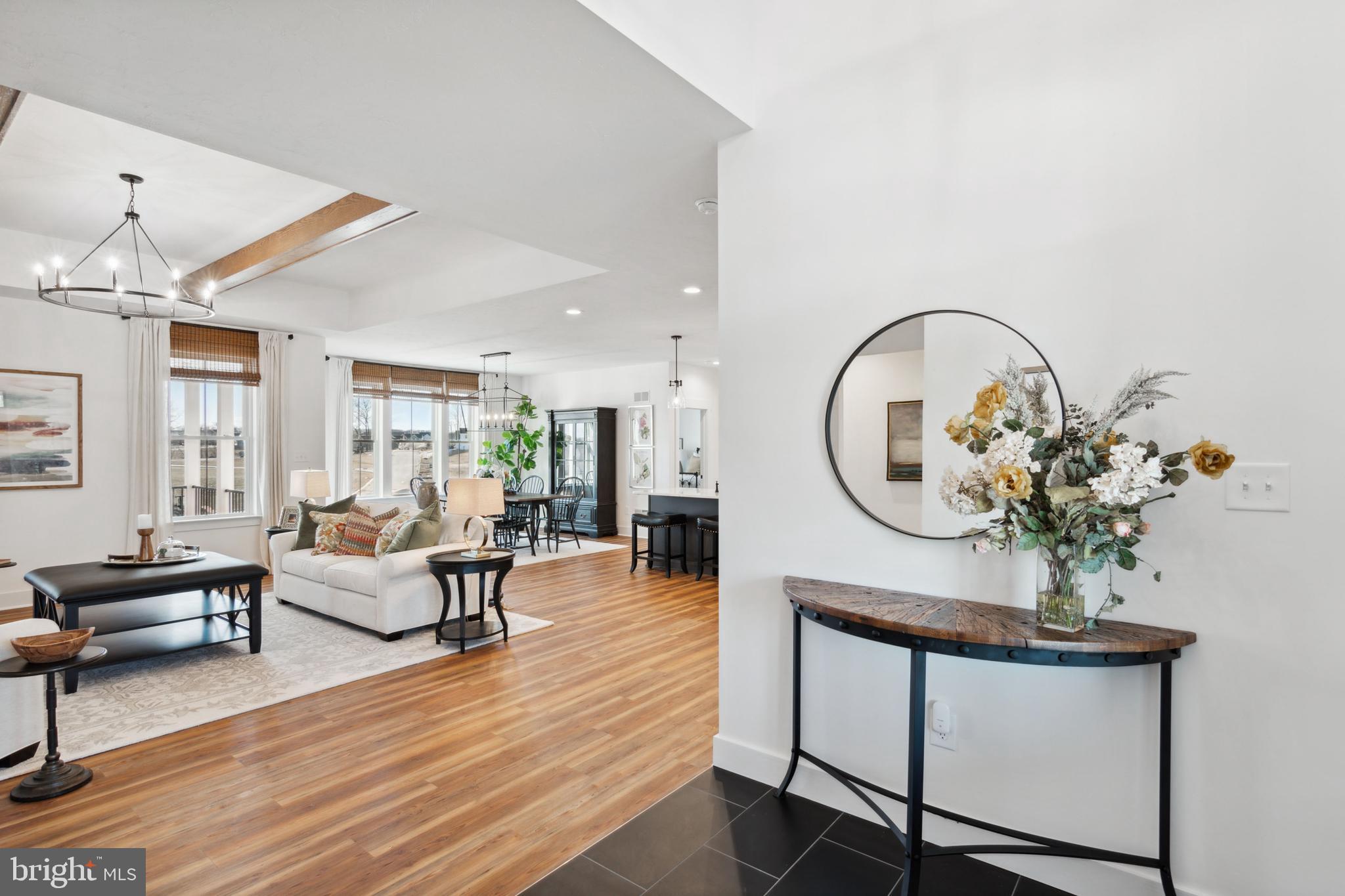 EAGLE ROCK - Residential