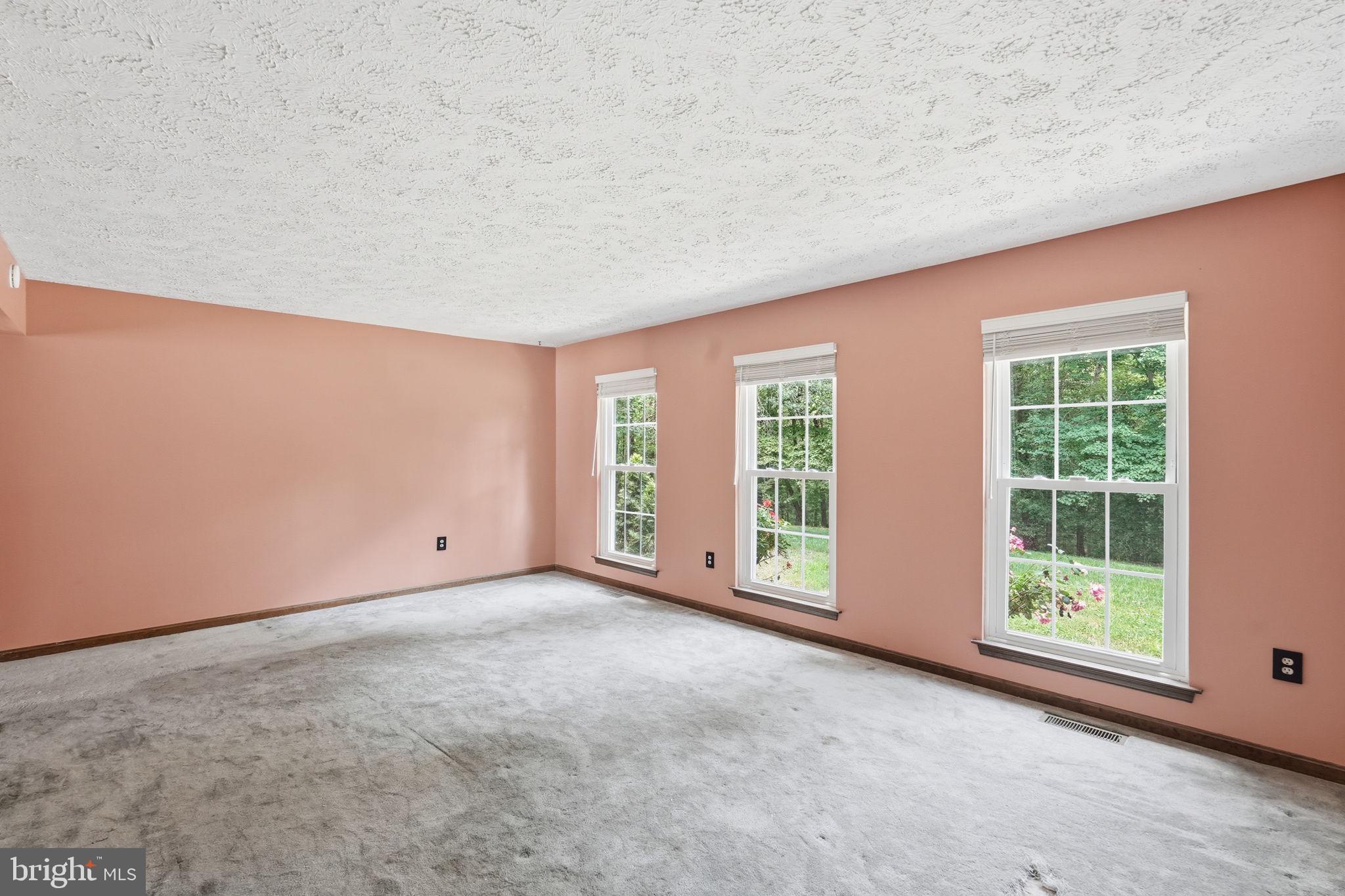MEADOW CREEK MANOR - Residential