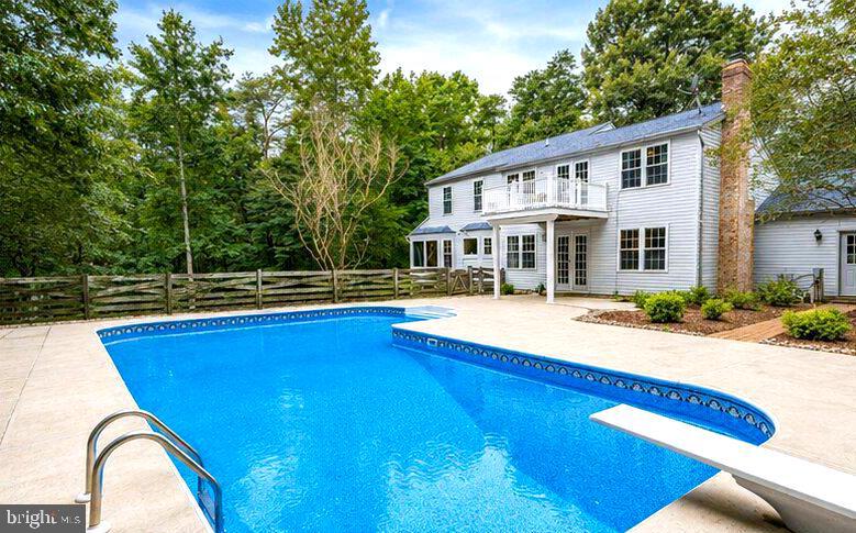MEADOW CREEK MANOR - Residential
