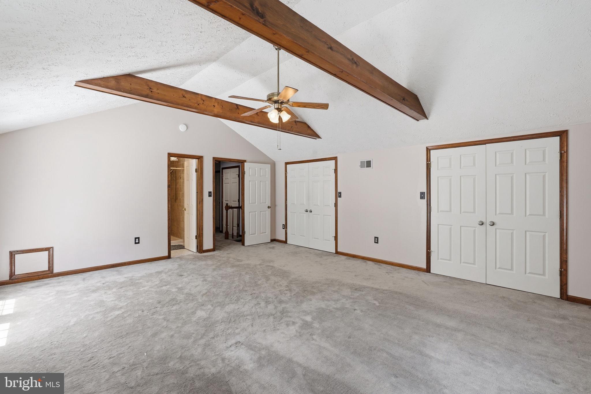 MEADOW CREEK MANOR - Residential