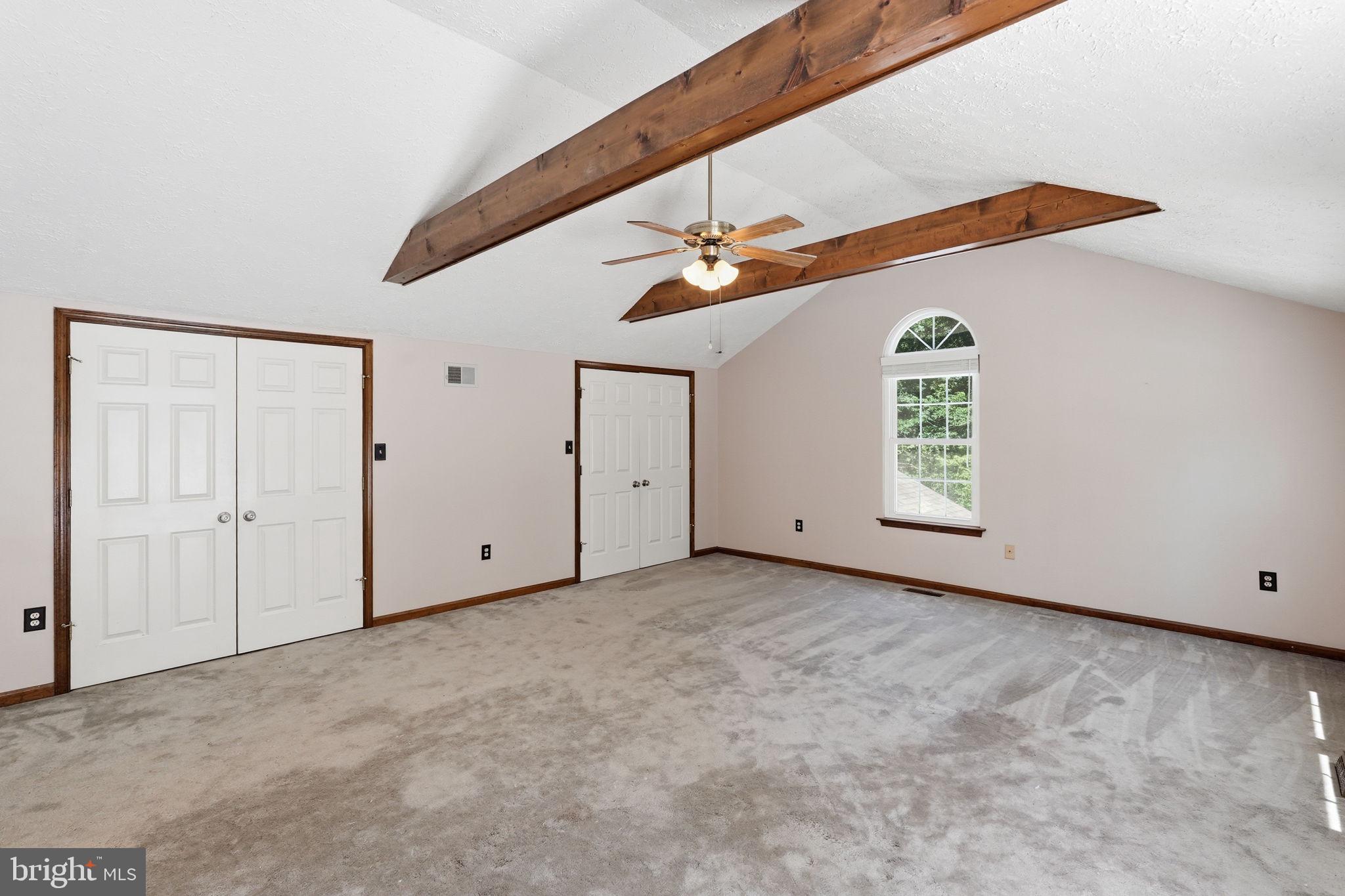 MEADOW CREEK MANOR - Residential