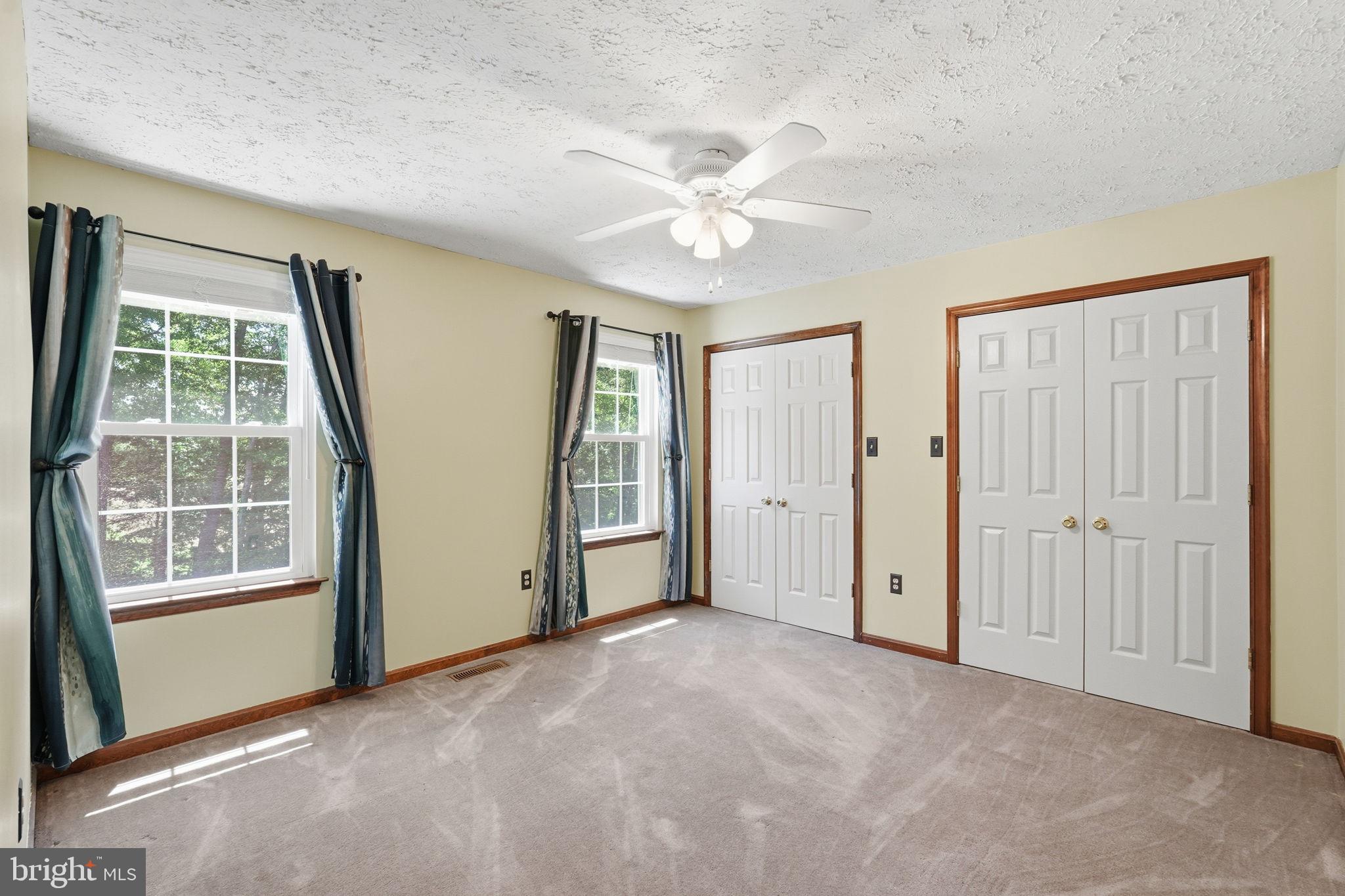MEADOW CREEK MANOR - Residential