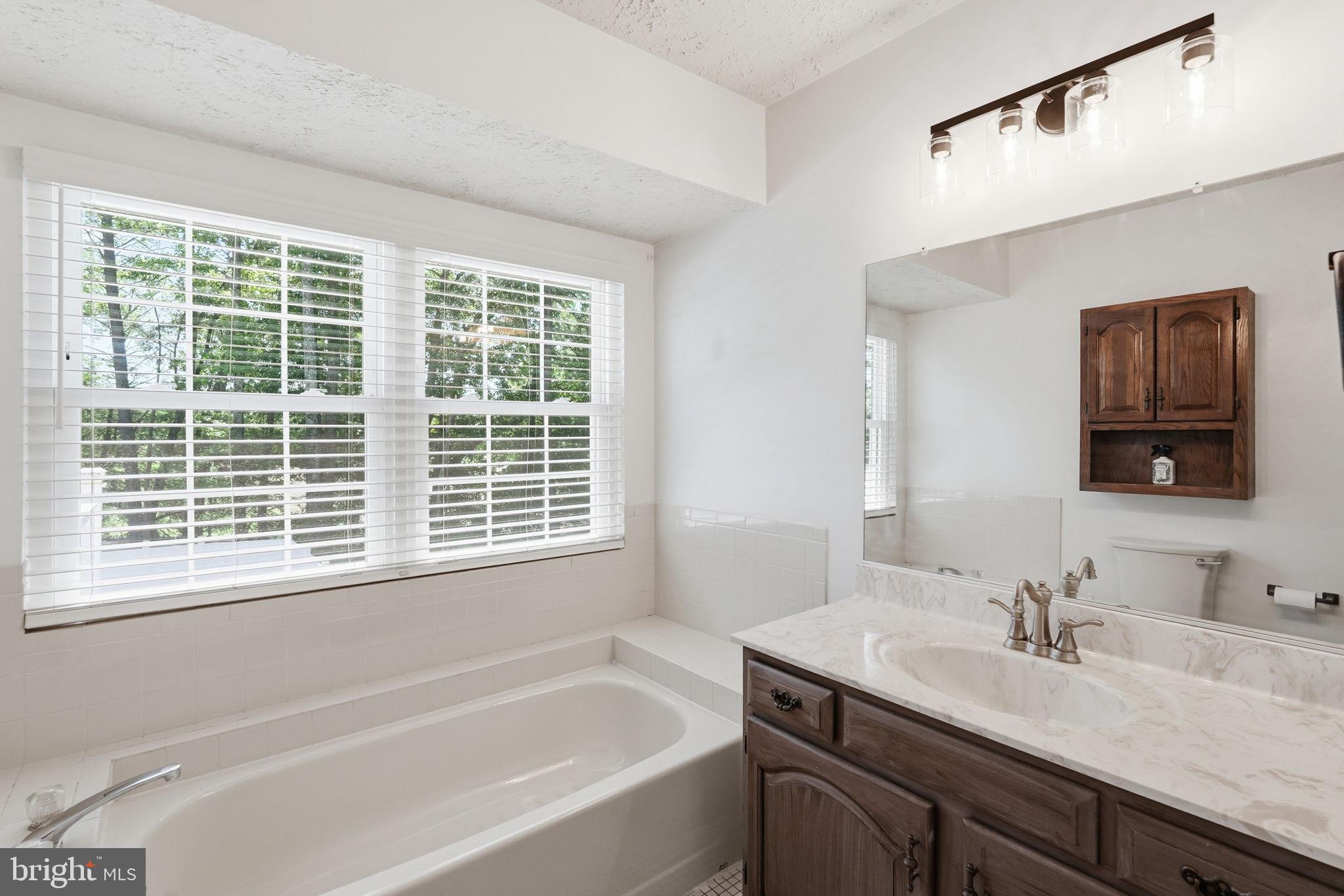 MEADOW CREEK MANOR - Residential