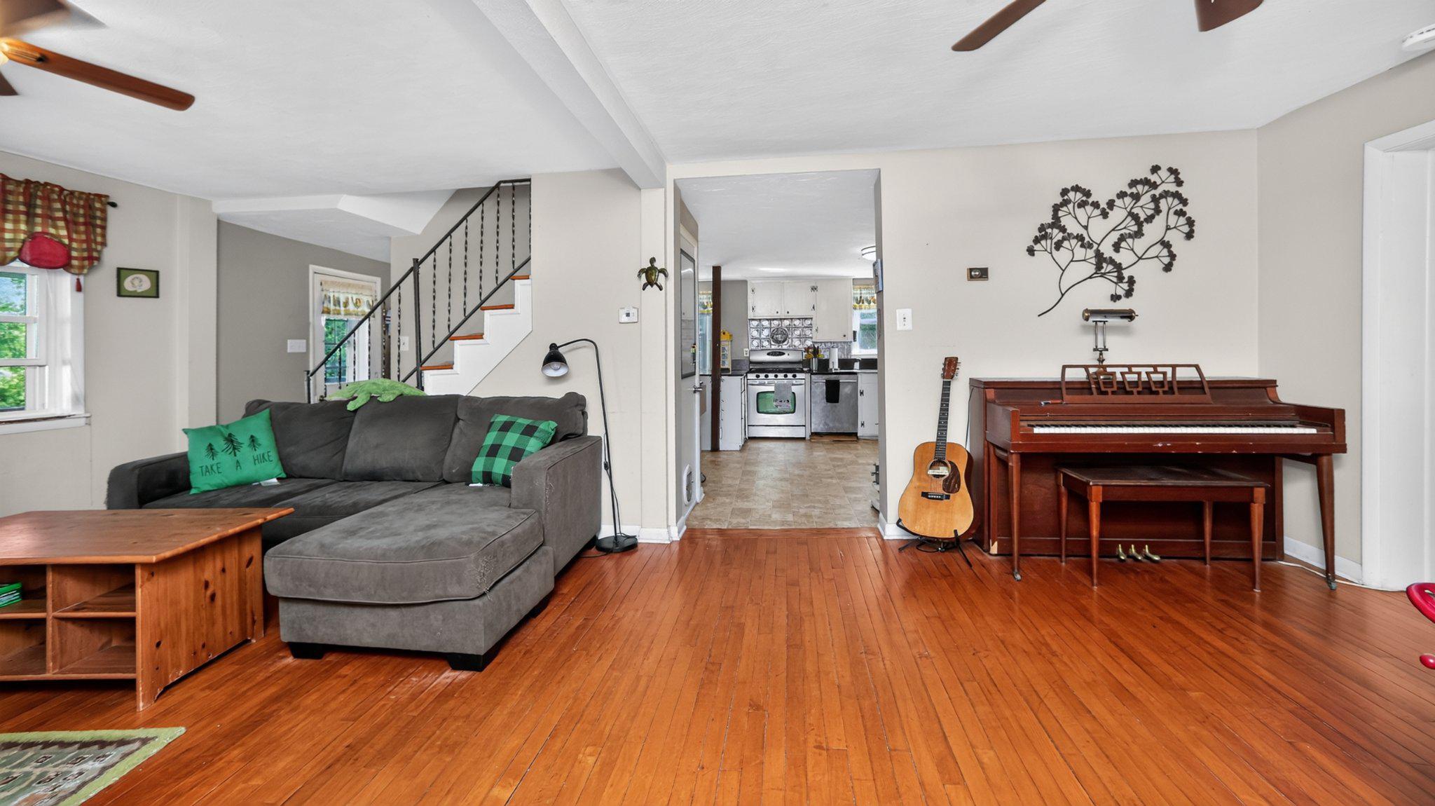 EAST HOPEWELL TWP - Residential