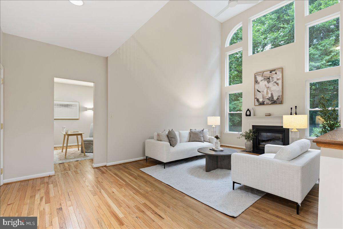 CASTLETON - Residential