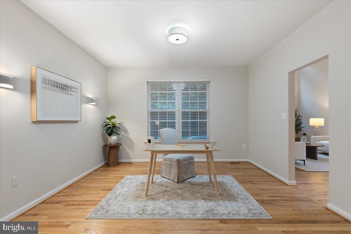 CASTLETON - Residential