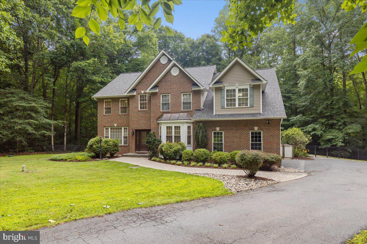 CASTLETON - Residential
