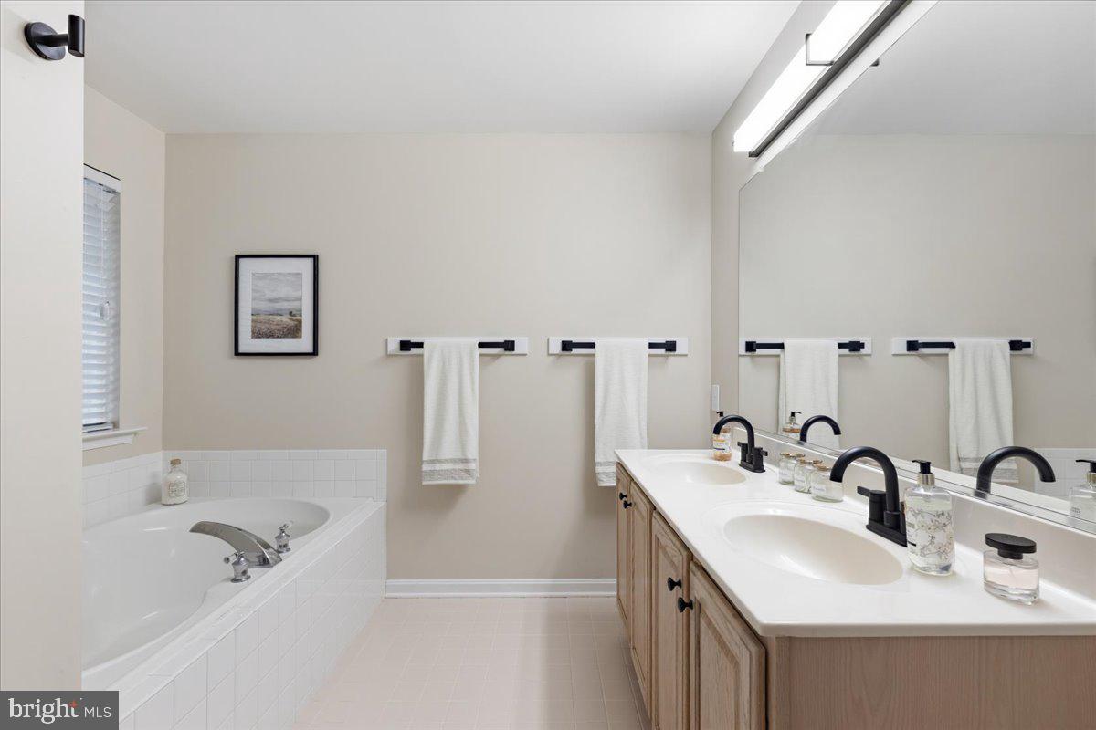 CASTLETON - Residential