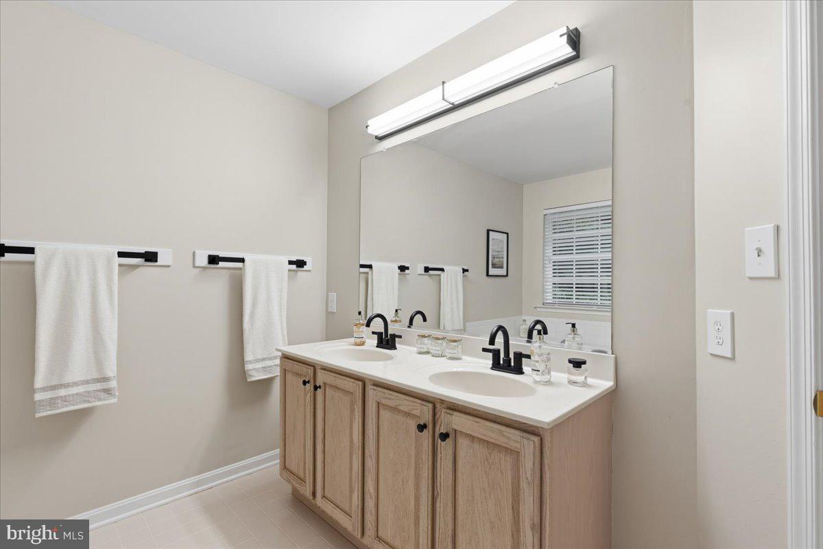 CASTLETON - Residential