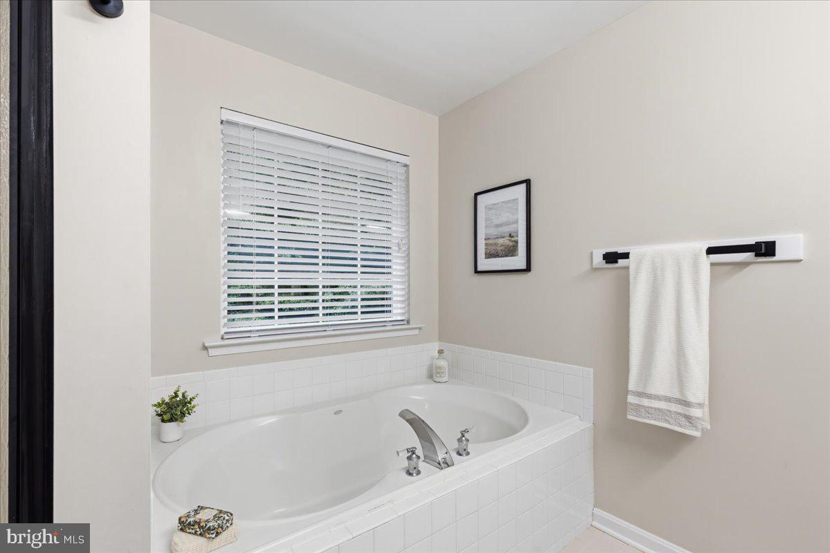 CASTLETON - Residential