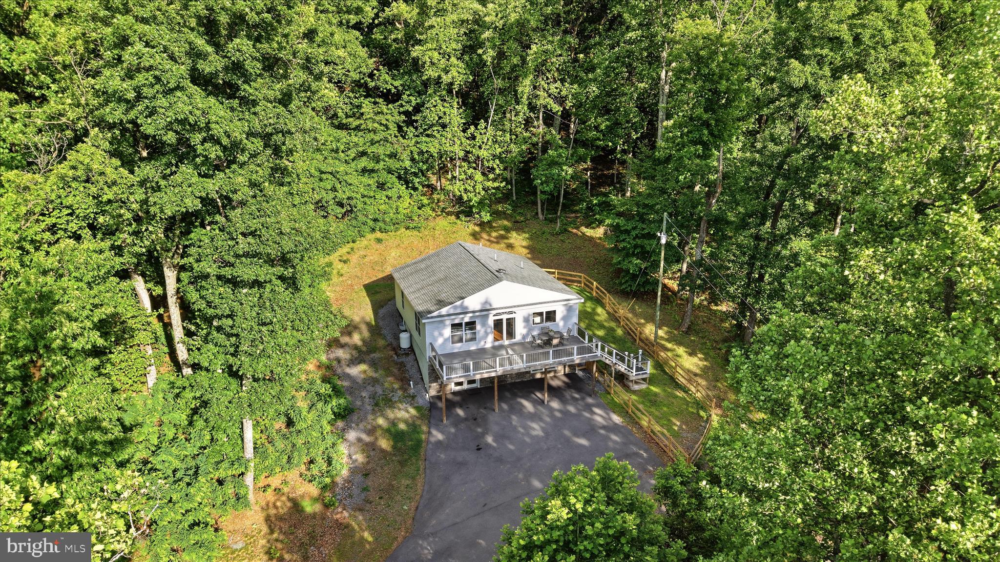 APPLE MT LAKE - Residential