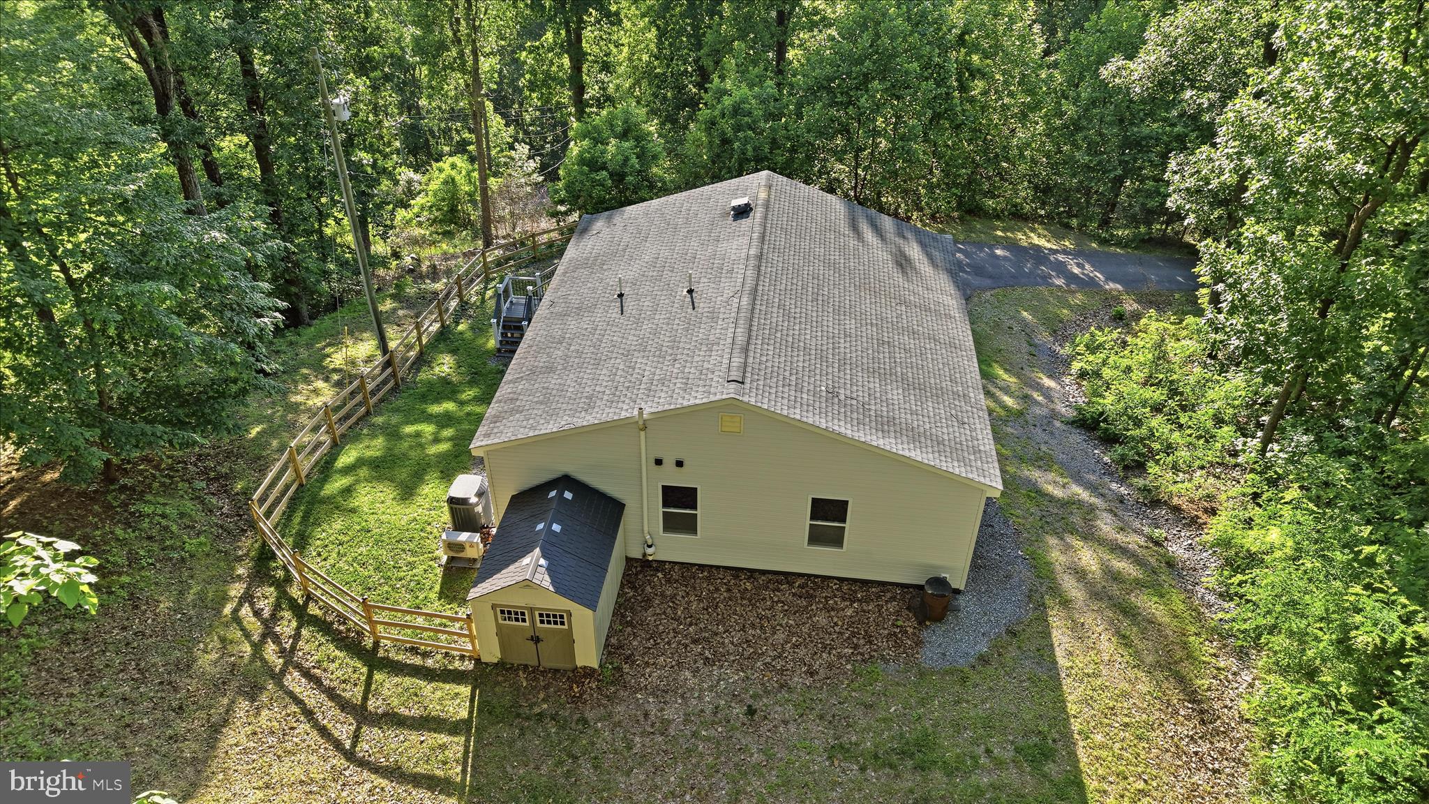 APPLE MT LAKE - Residential