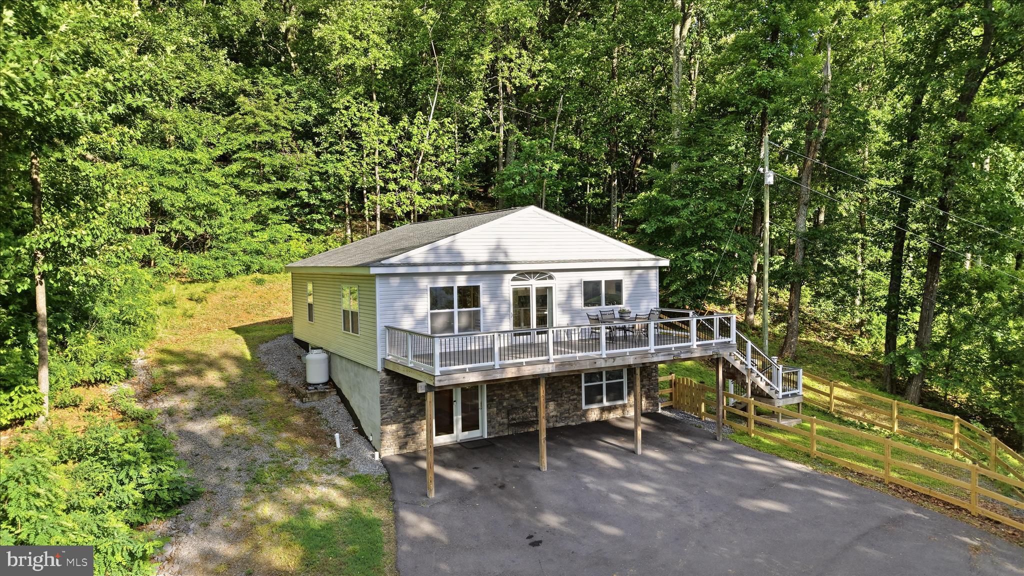 APPLE MT LAKE - Residential