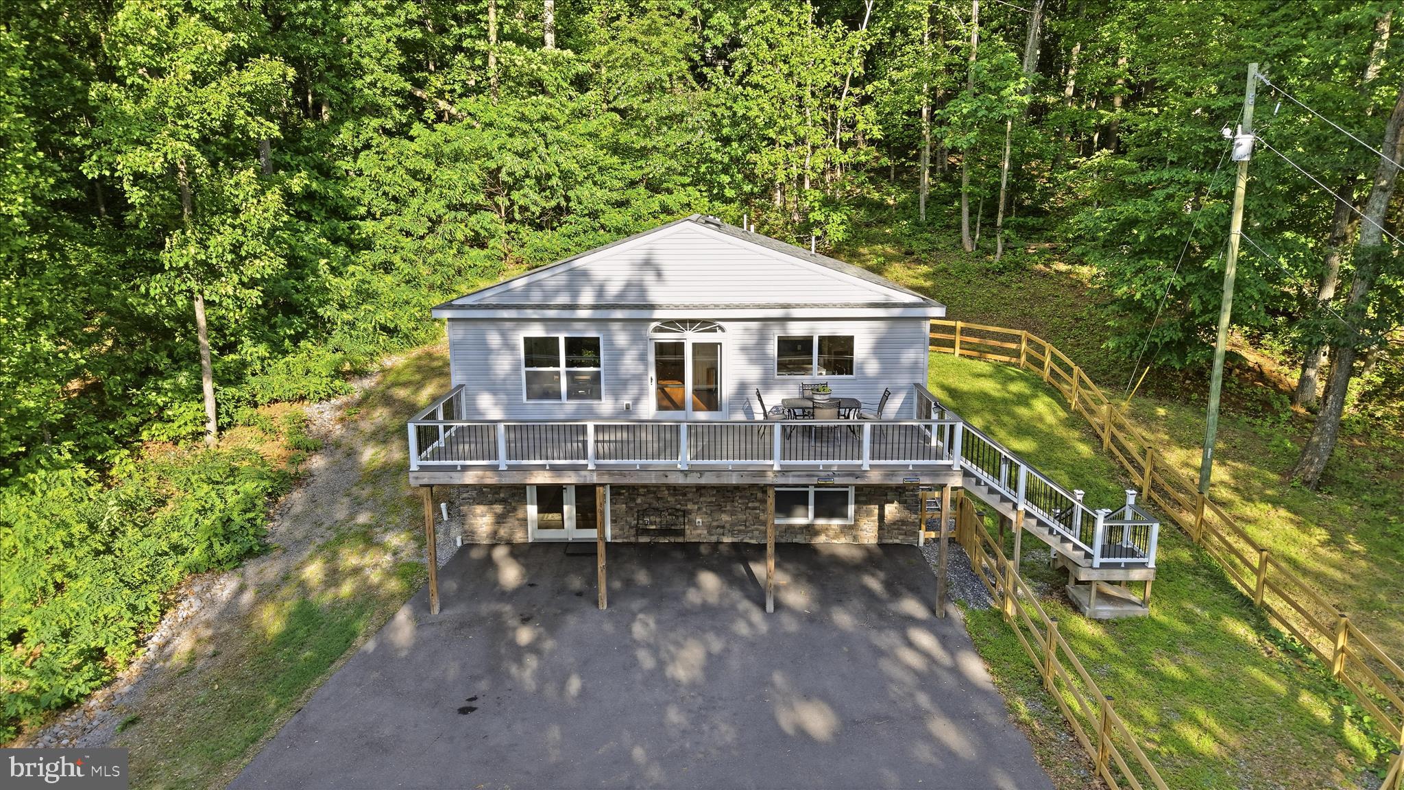 APPLE MT LAKE - Residential