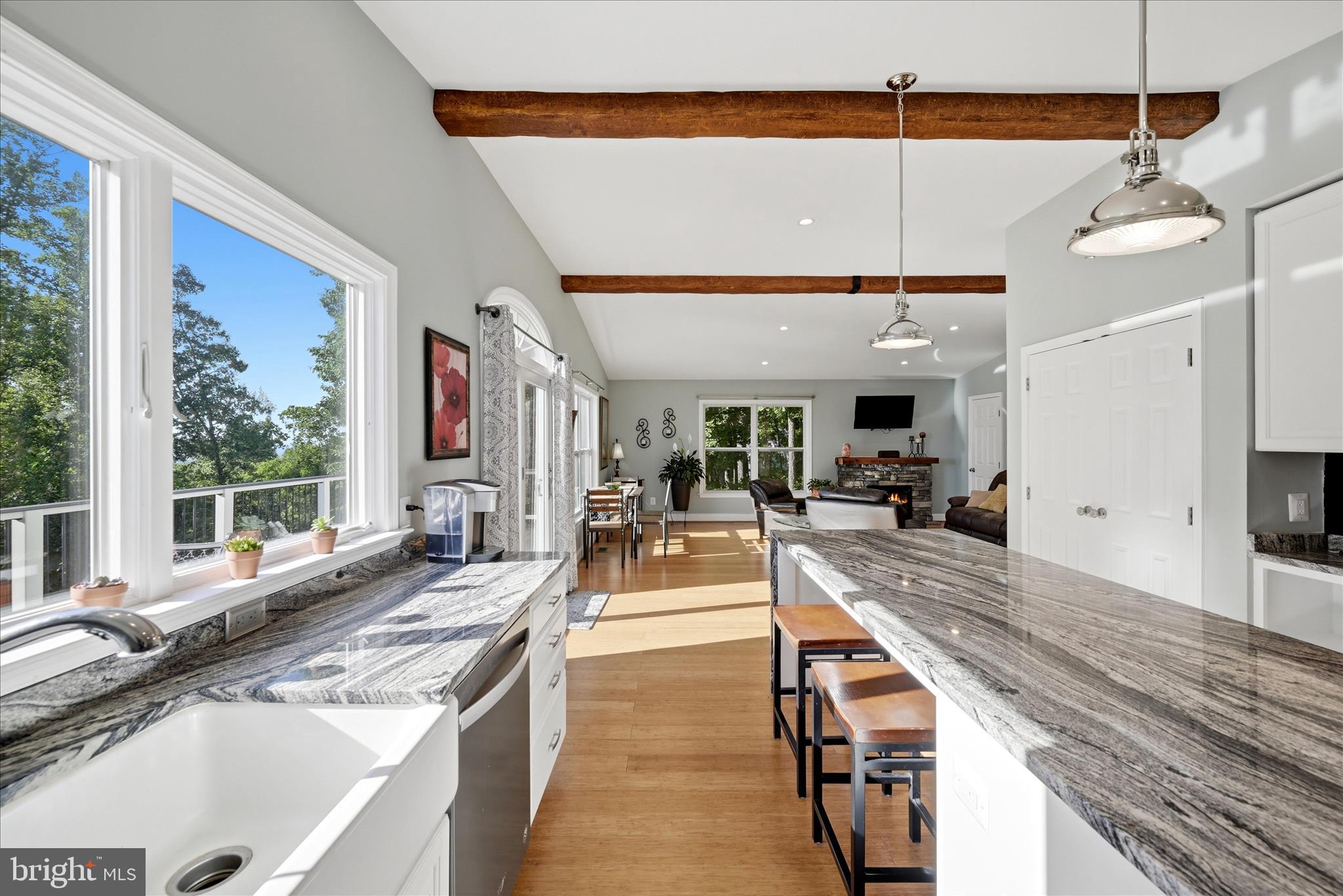 APPLE MT LAKE - Residential