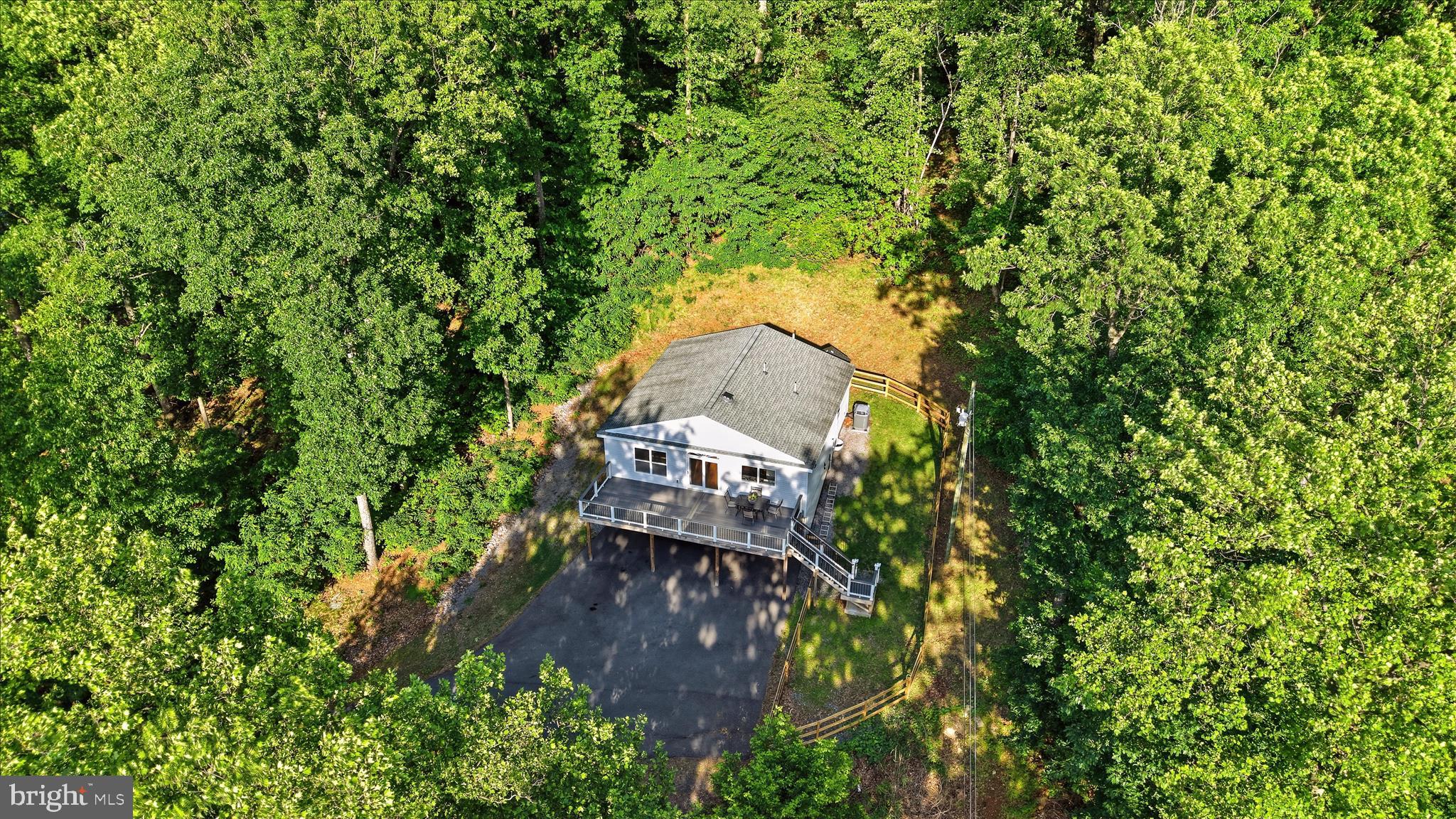 APPLE MT LAKE - Residential