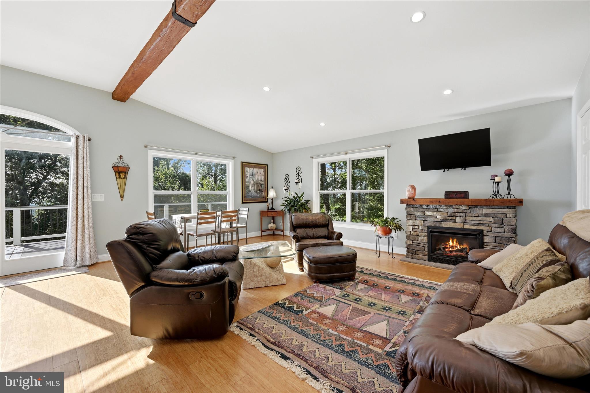APPLE MT LAKE - Residential