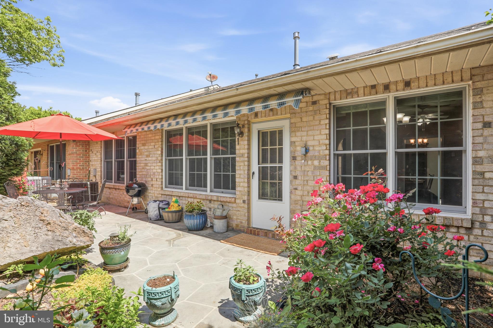 NORTH GATE TOWNE HOMES - Residential