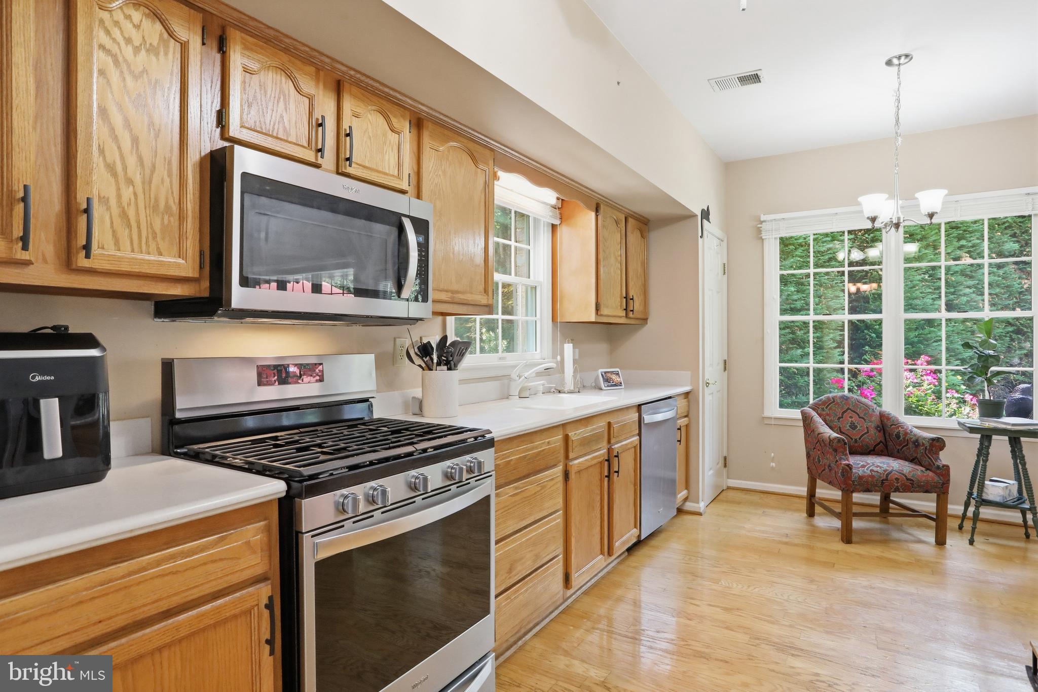 NORTH GATE TOWNE HOMES - Residential