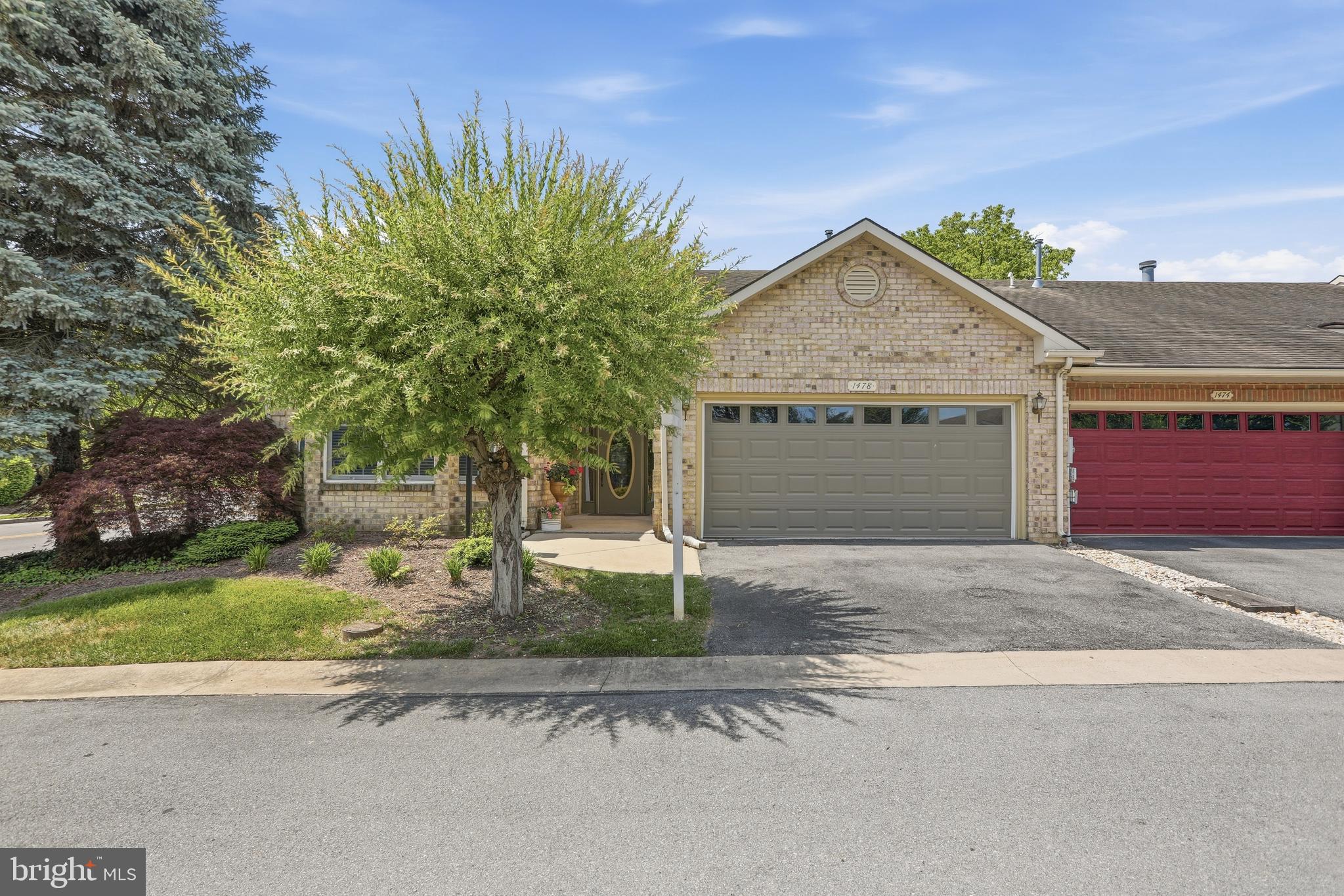 NORTH GATE TOWNE HOMES - Residential