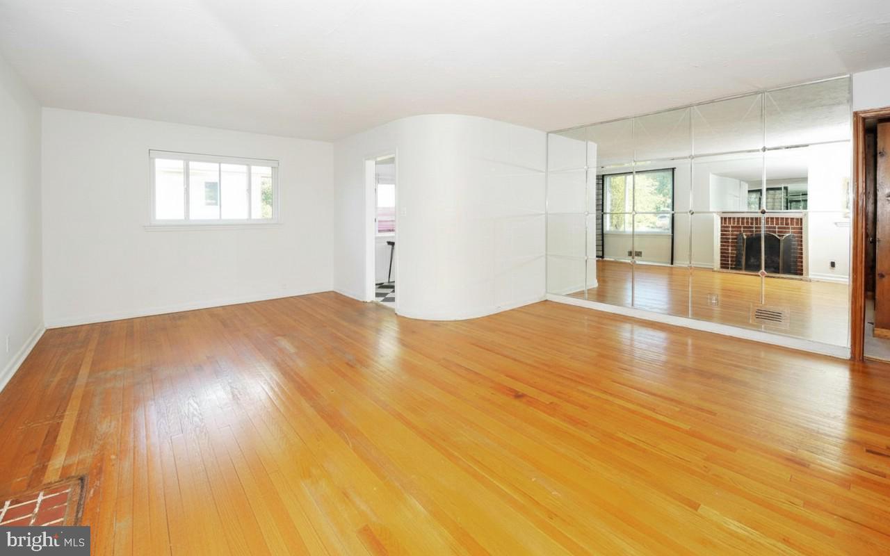 TAKOMA PARK - Residential