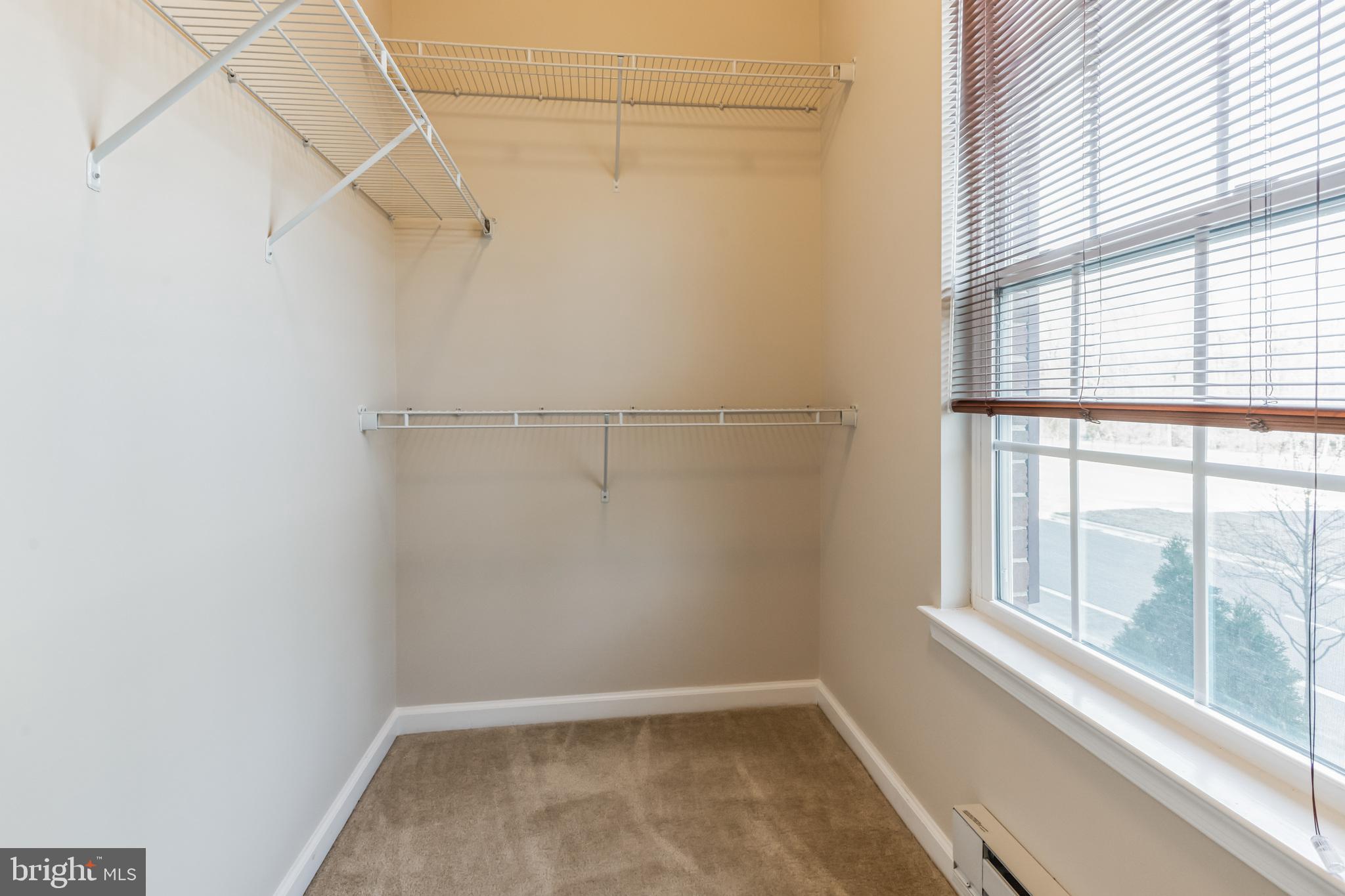 TOWN CENTER COMMONS - Residential Lease