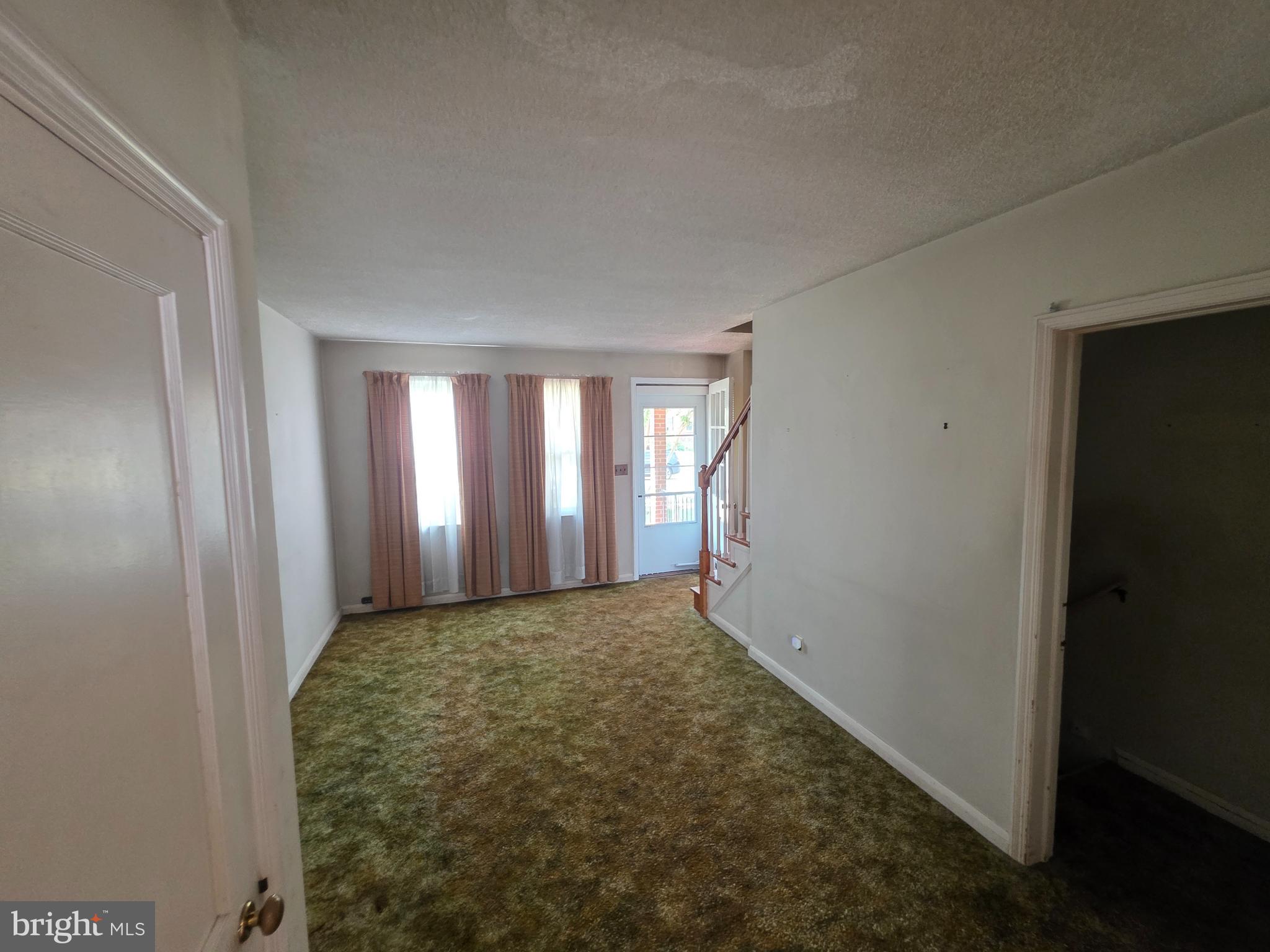 EASTWOOD - Residential