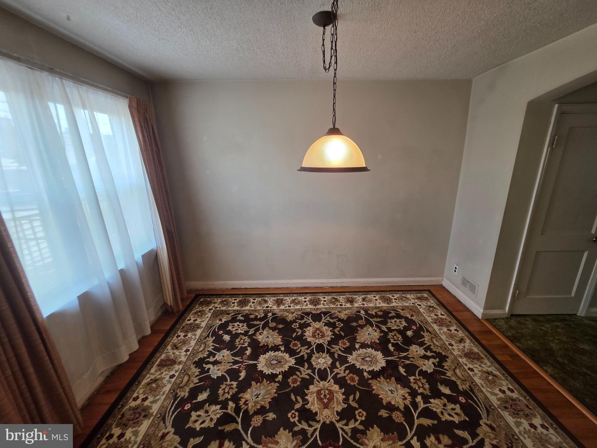 EASTWOOD - Residential
