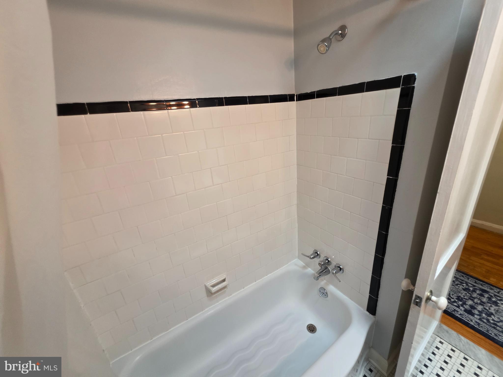 EASTWOOD - Residential