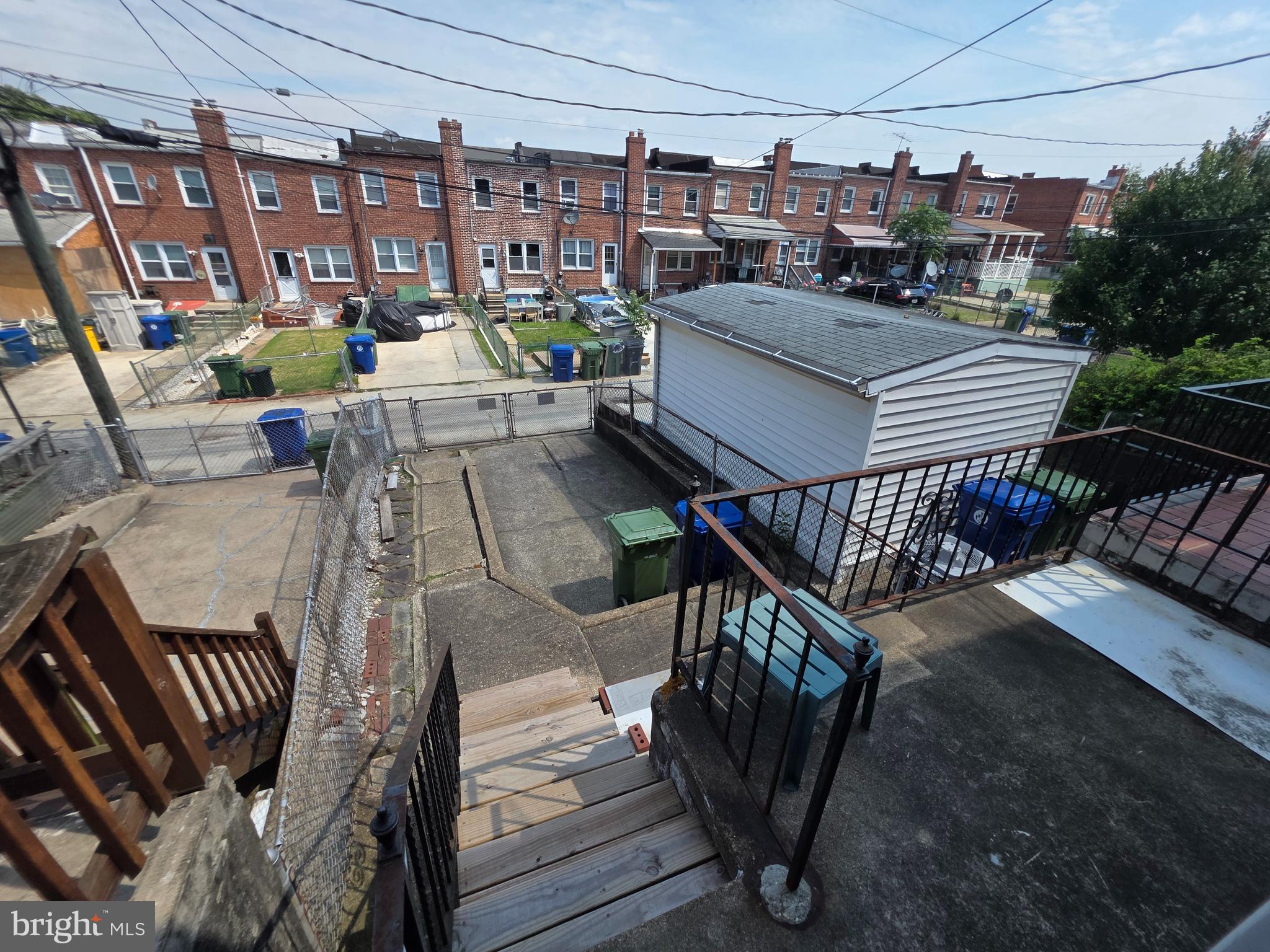 EASTWOOD - Residential