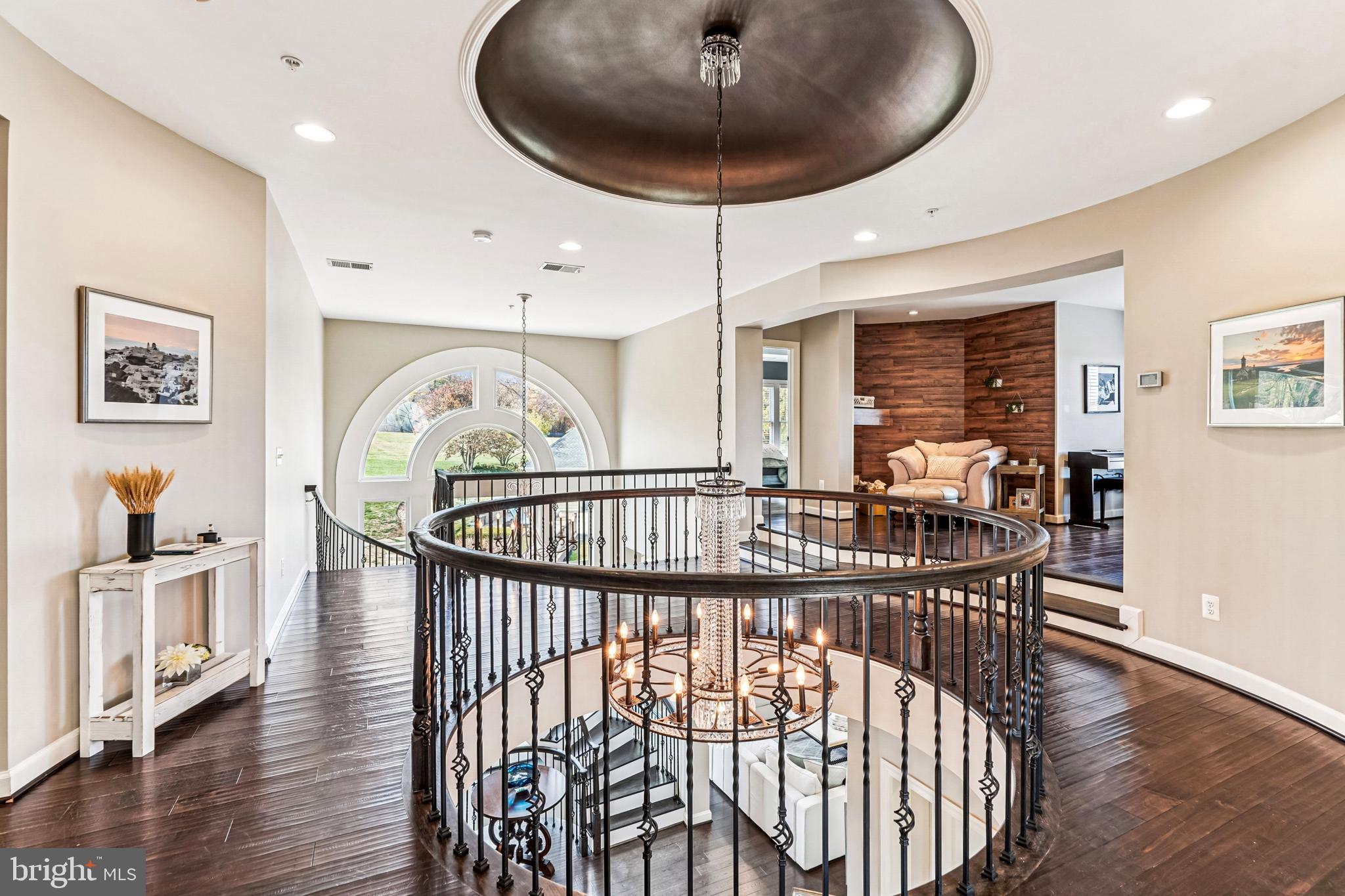 LONG ACRES - Residential