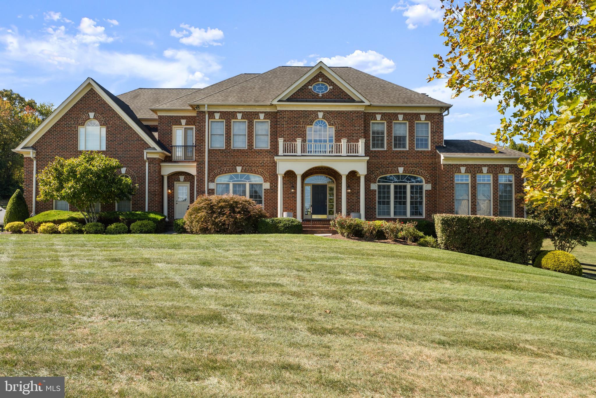 LONG ACRES - Residential