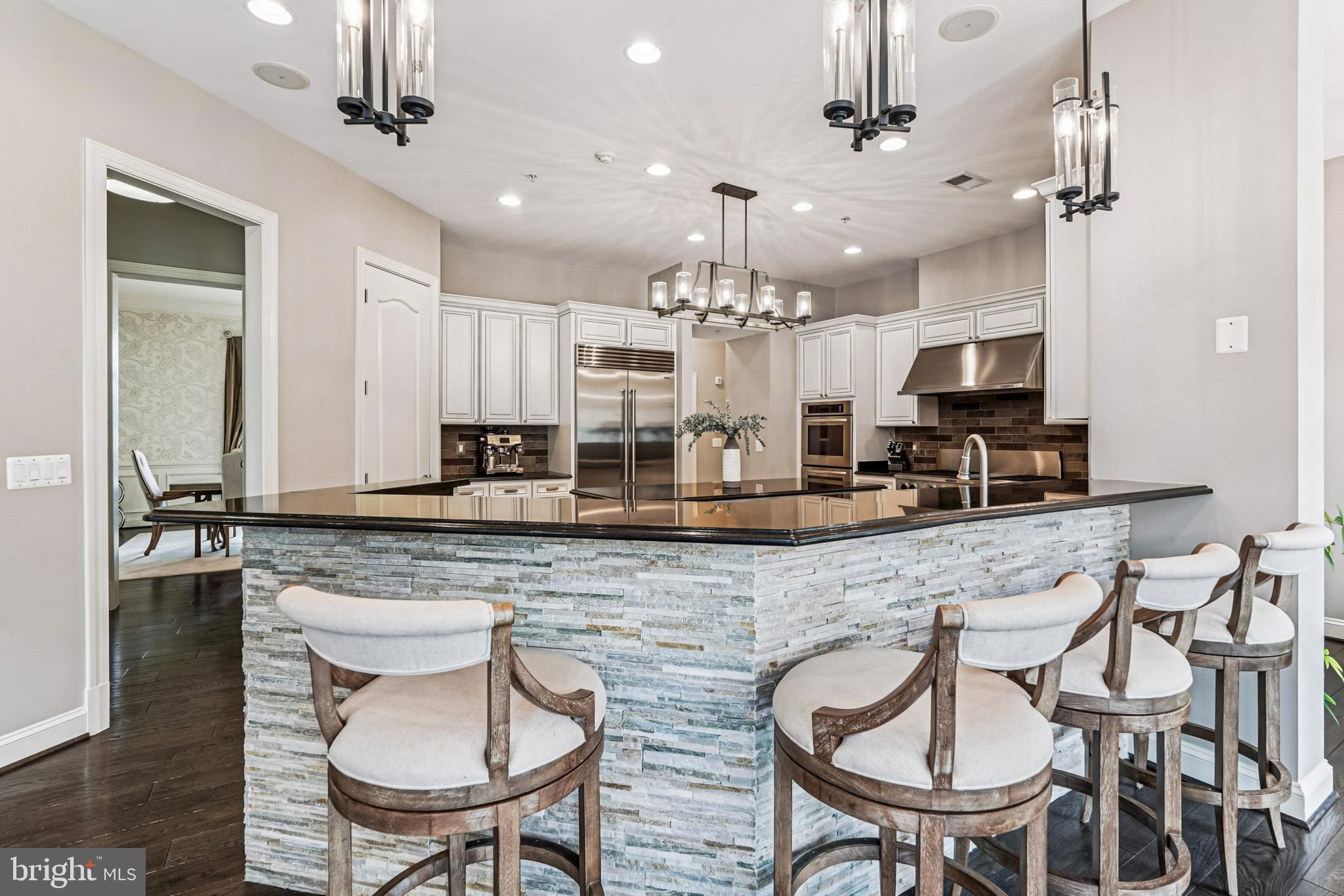 LONG ACRES - Residential