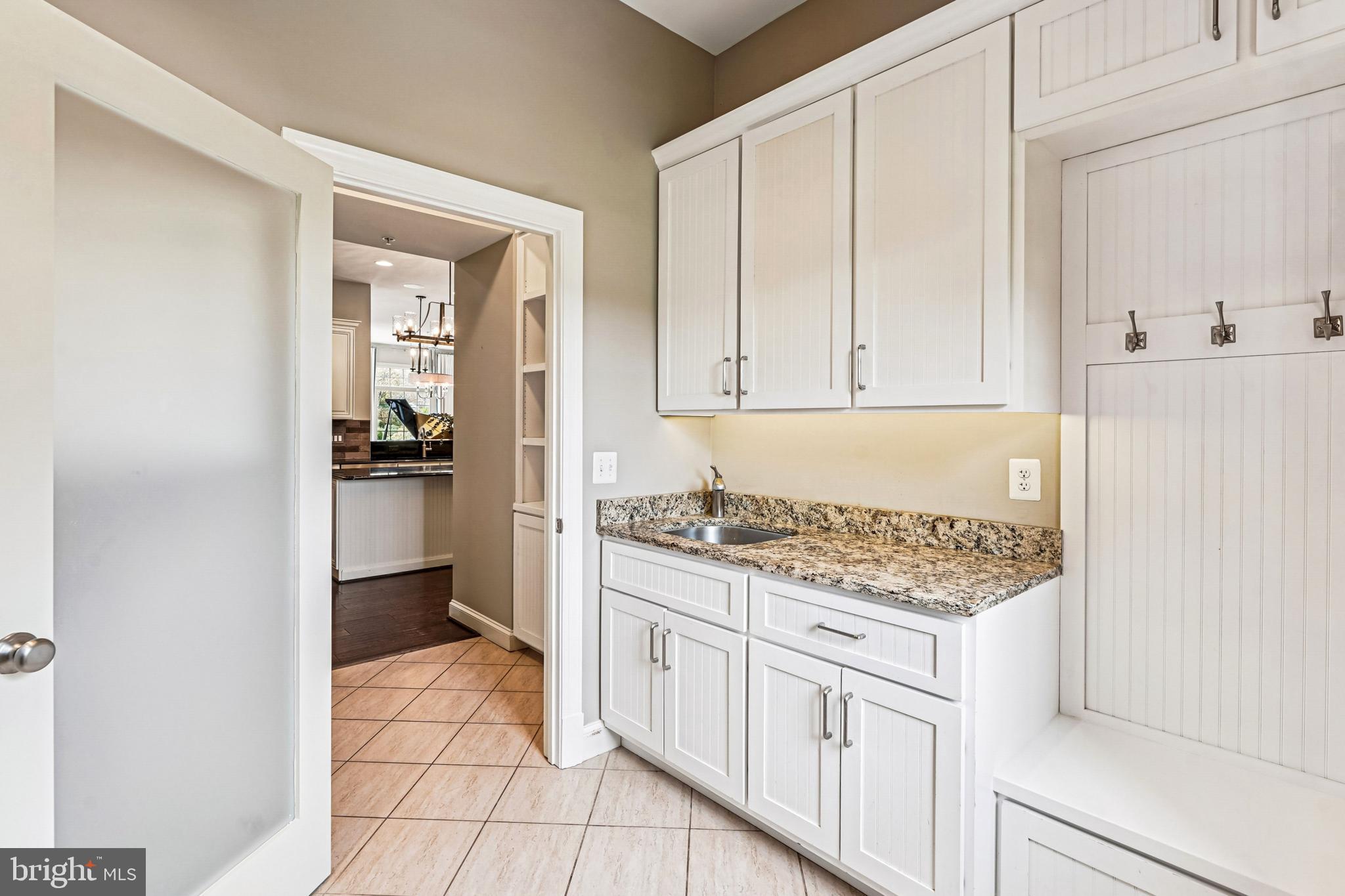 LONG ACRES - Residential