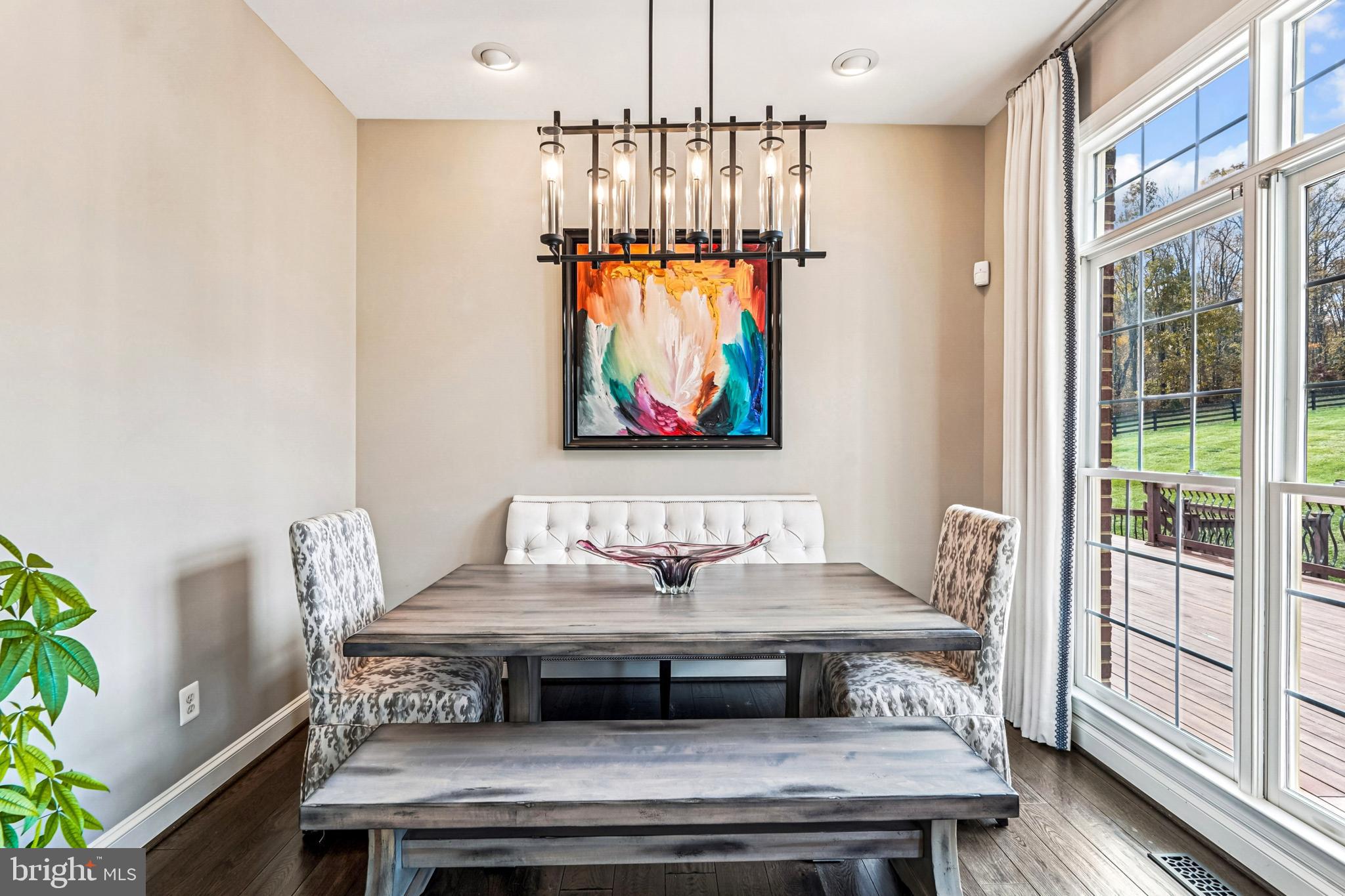 LONG ACRES - Residential