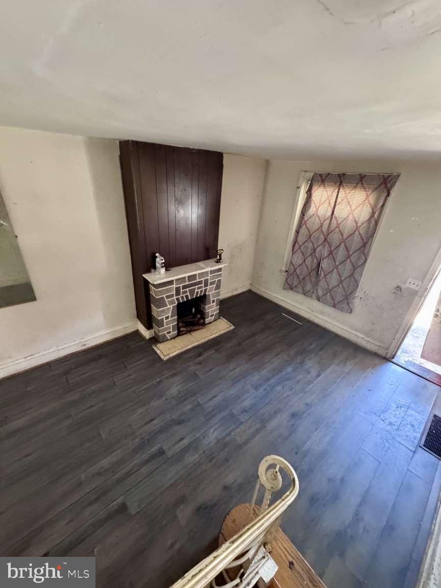 HARROWGATE - Residential