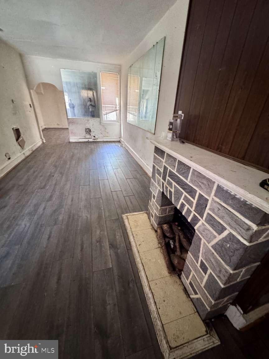 HARROWGATE - Residential