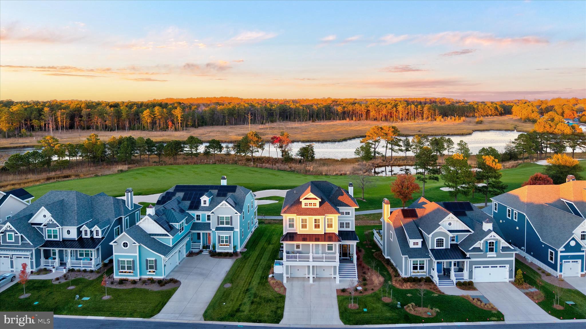 PENINSULA - Residential