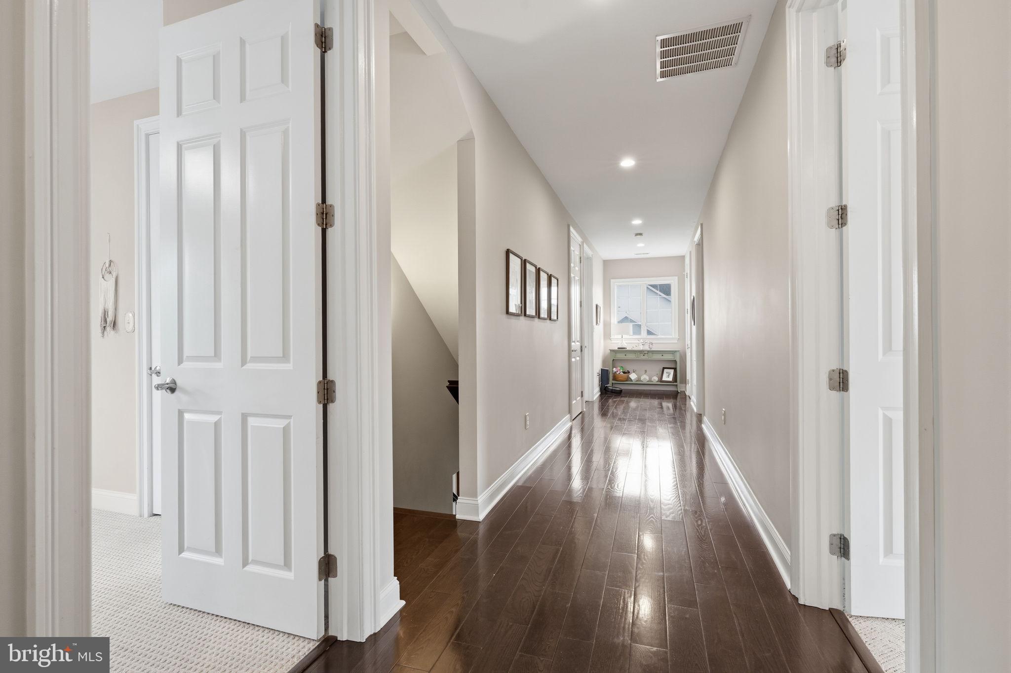 POETS WALK - Residential