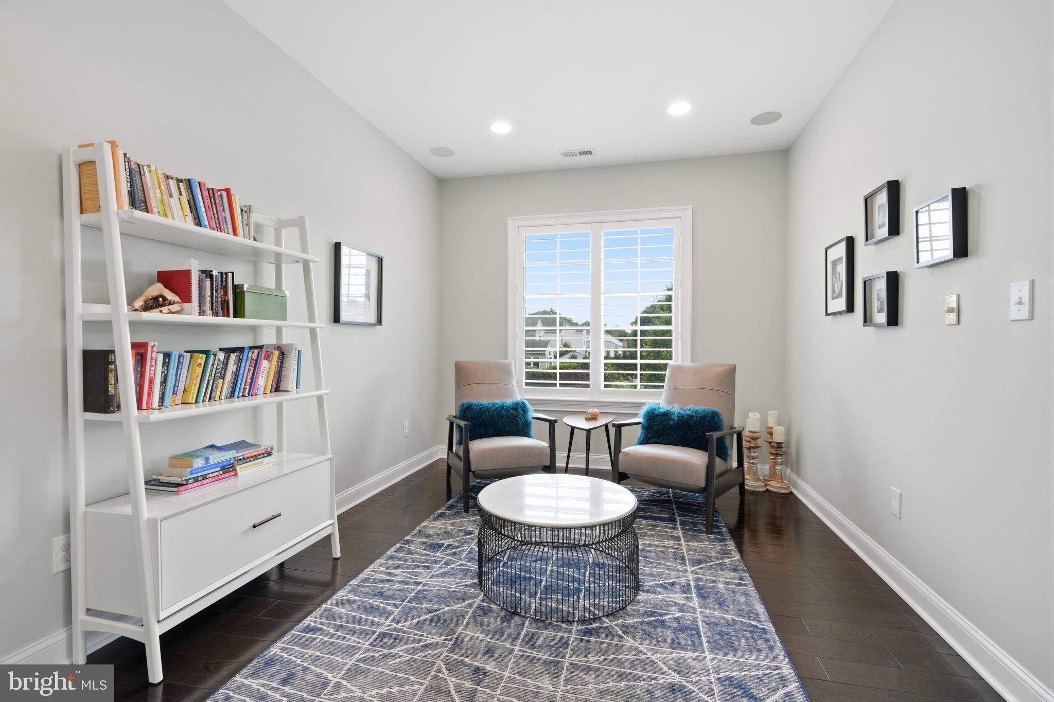 POETS WALK - Residential